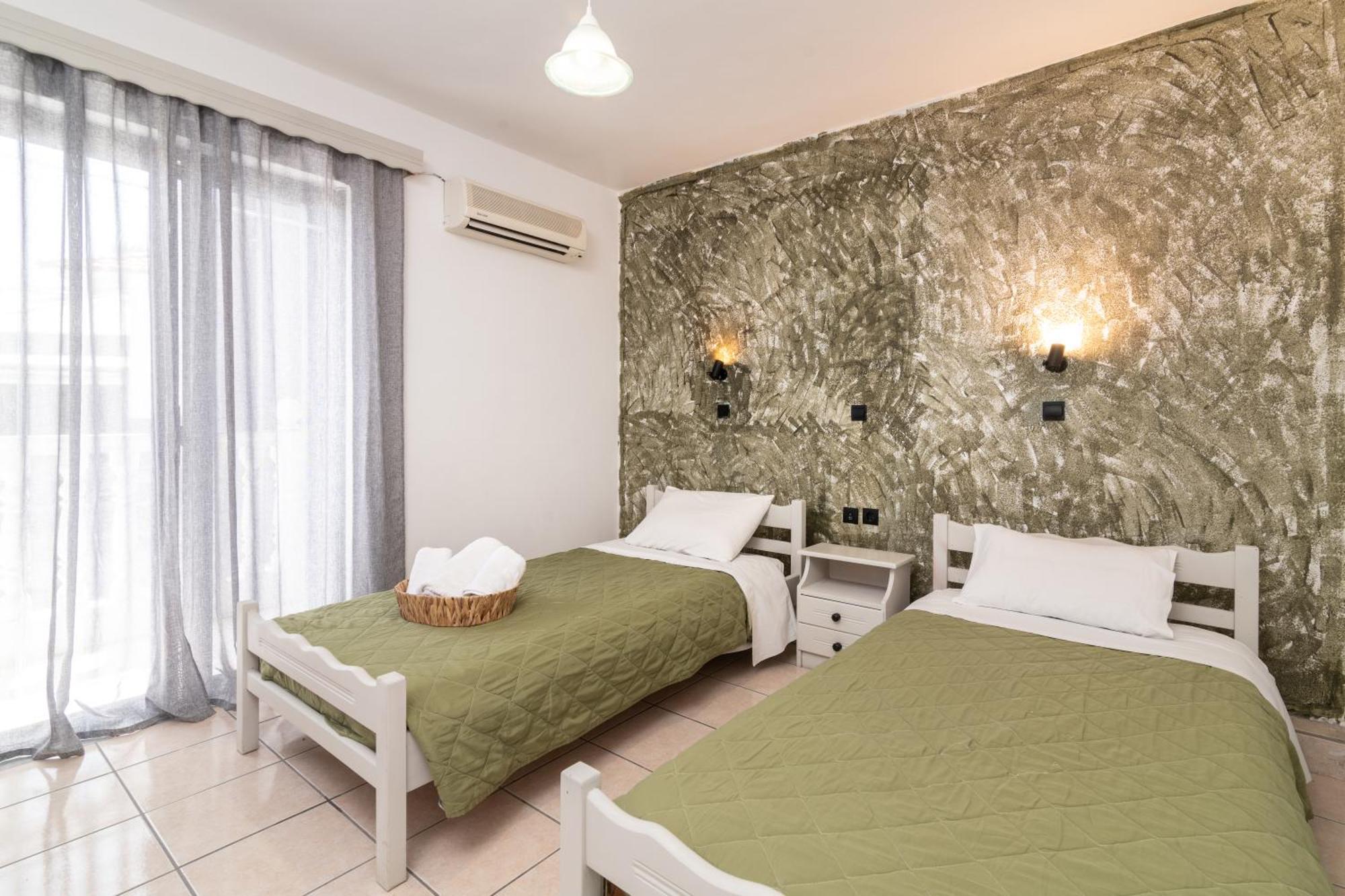Apartment Amarylis Beachfront Studios *