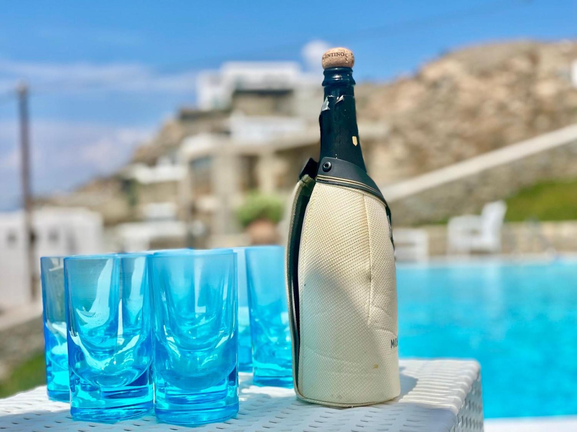 Helios Max Villa