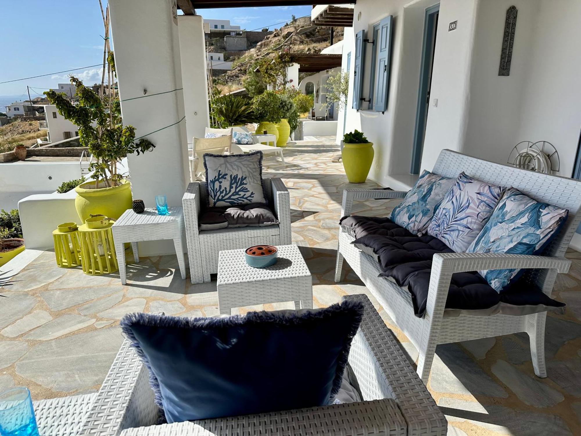 Villa Helios Max *