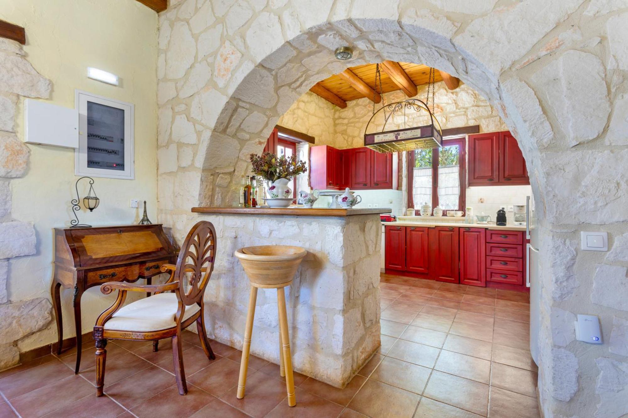 Ira Villa Agios Leon