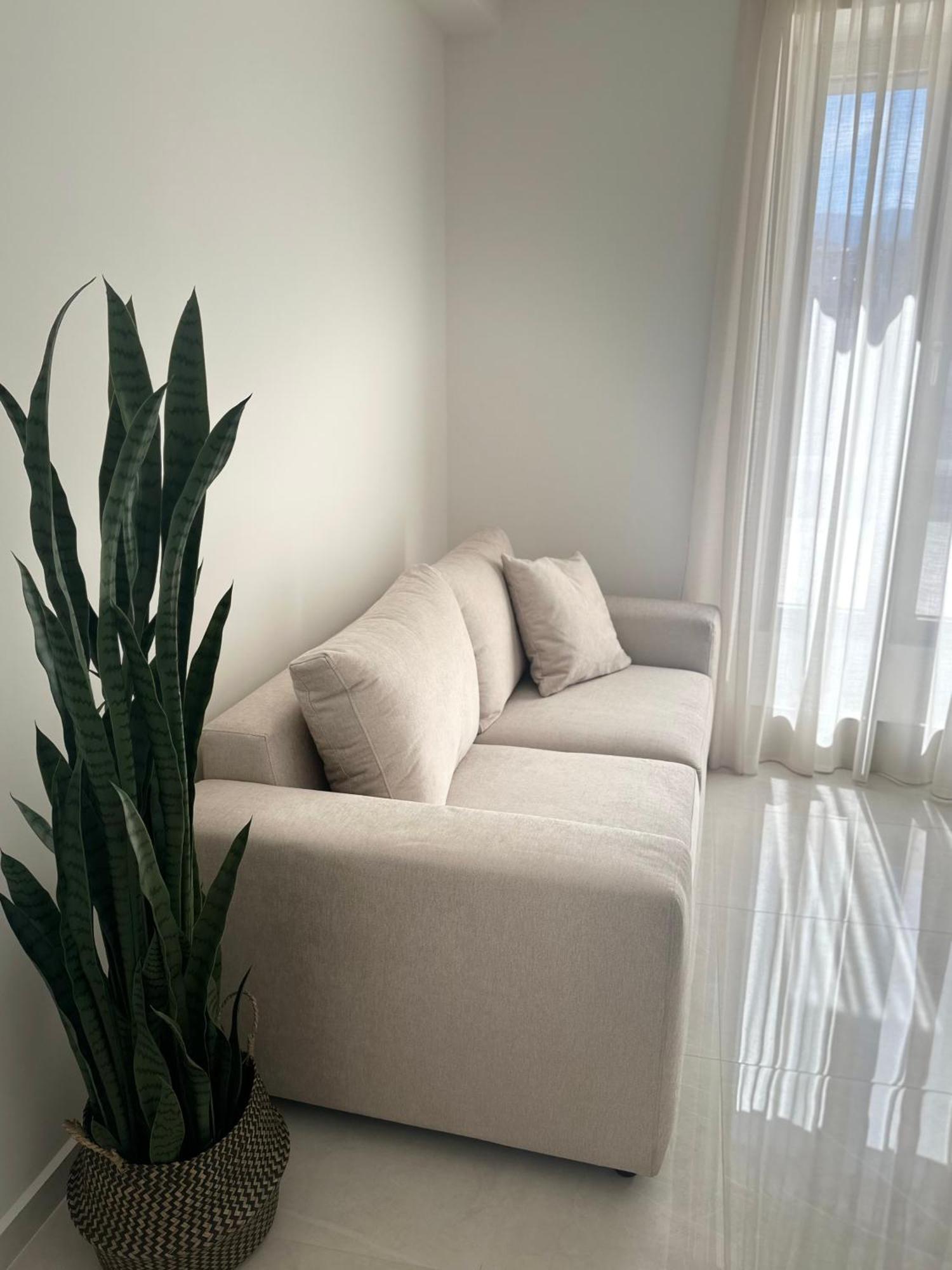 Floral Apartment