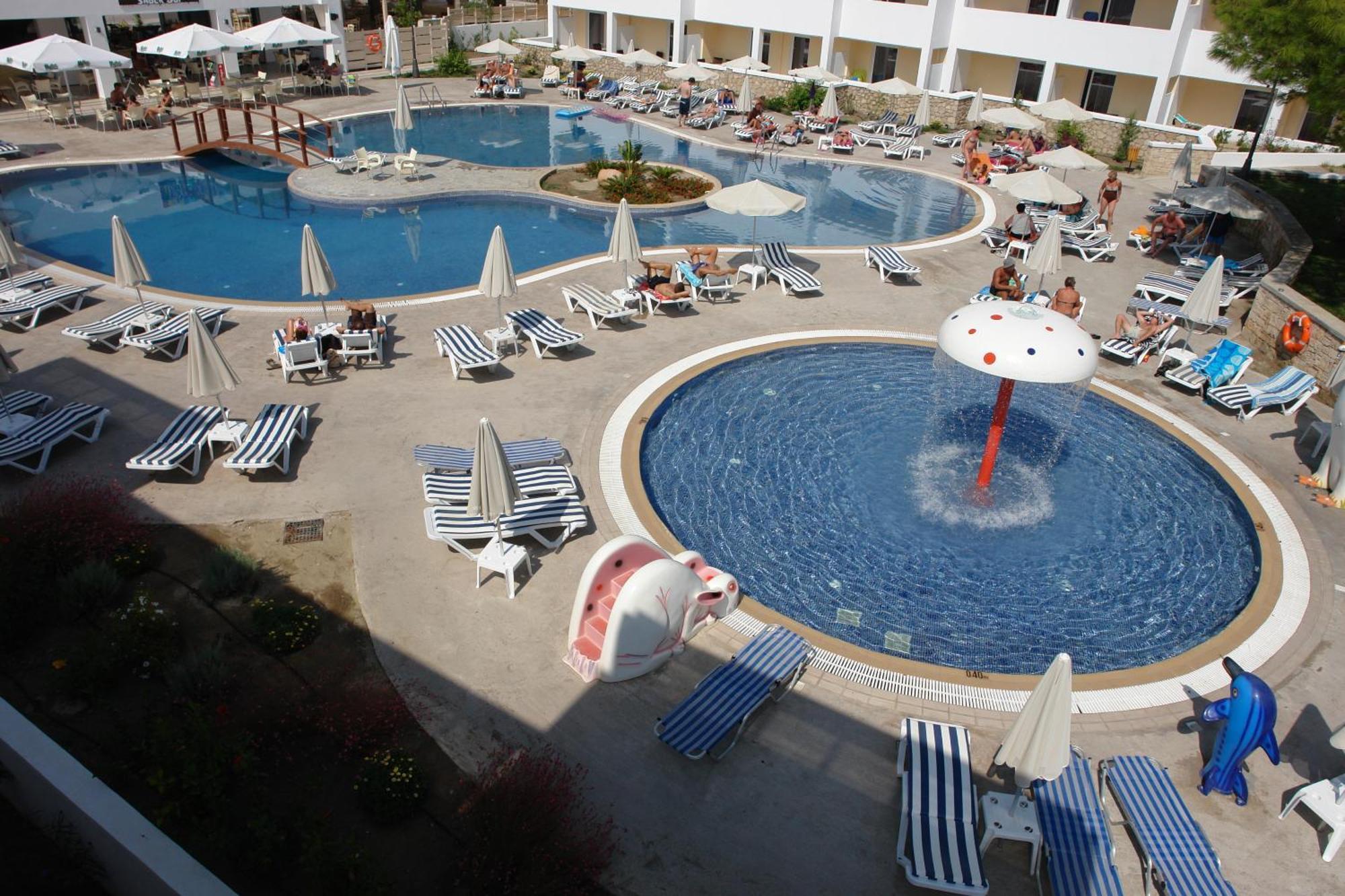 Aparthotel Matina Pefkos 3*