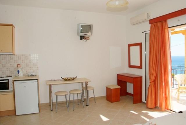 Alkioni Apartment