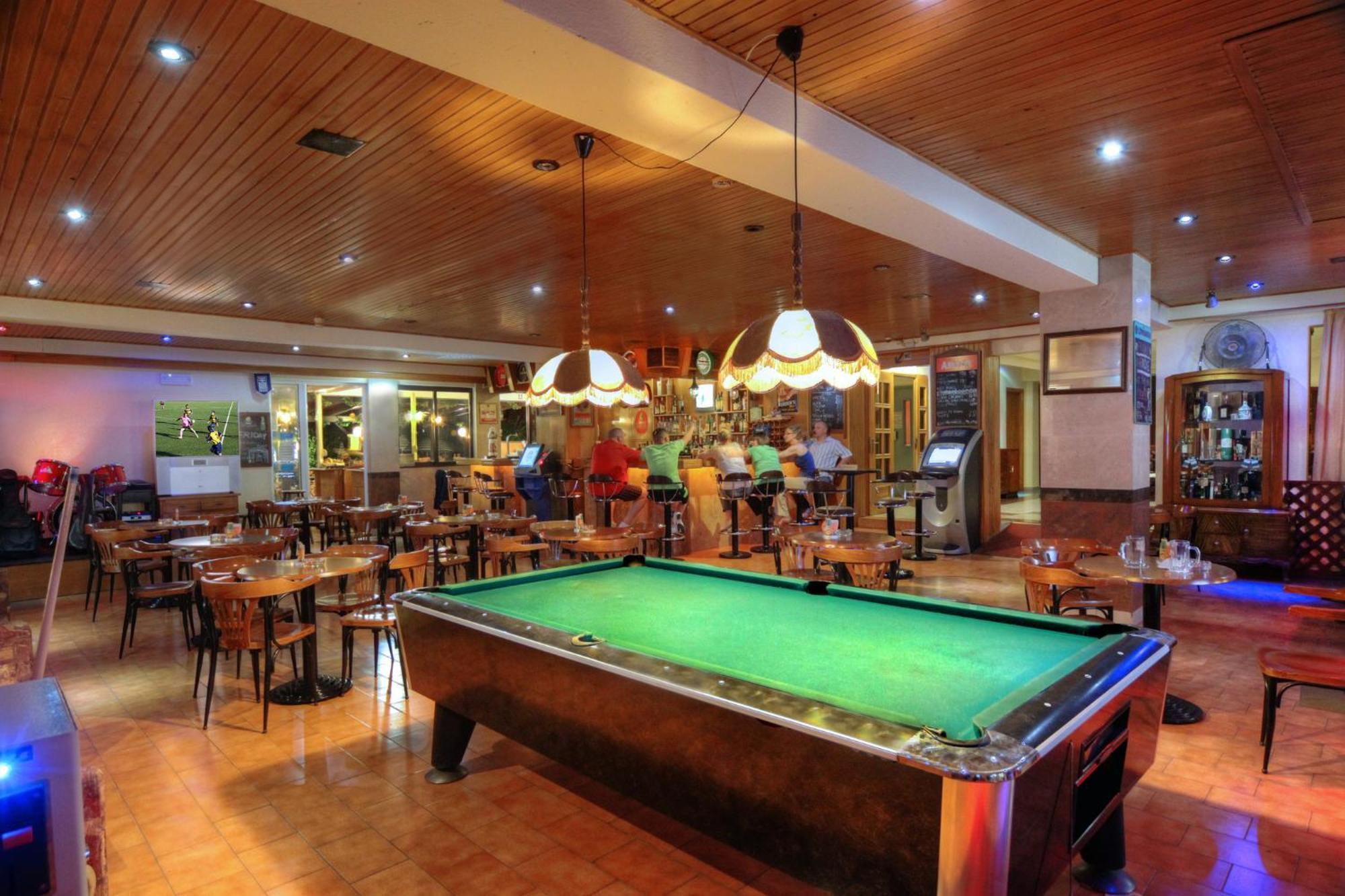 Kassandra Aparthotel
