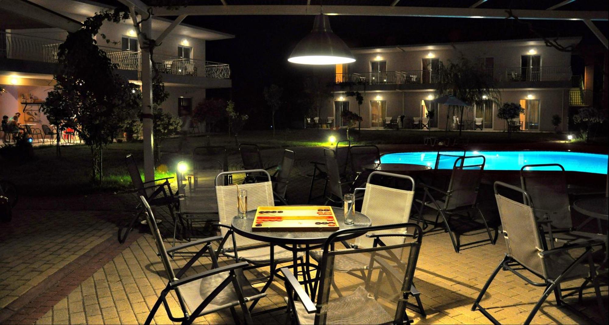 Dafnes Guest house 3*