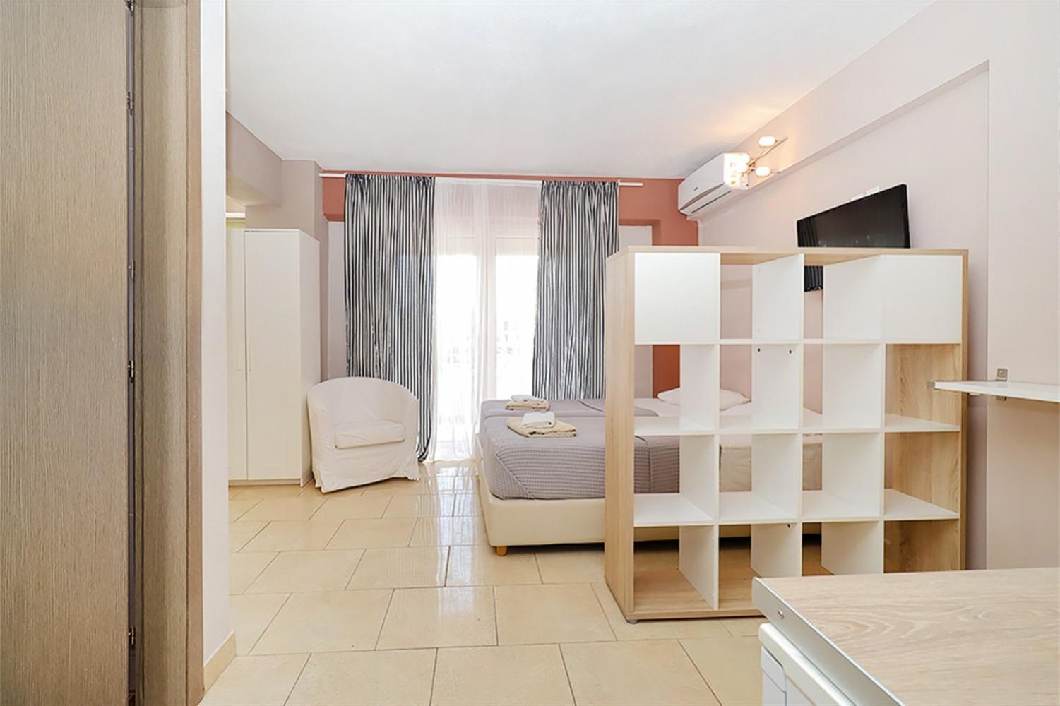 Aparthotel Er.zo Summer Studios 3*