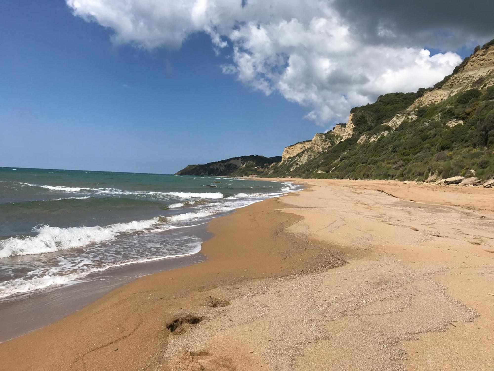 Theea - Wonderful Sea Views Chlomos