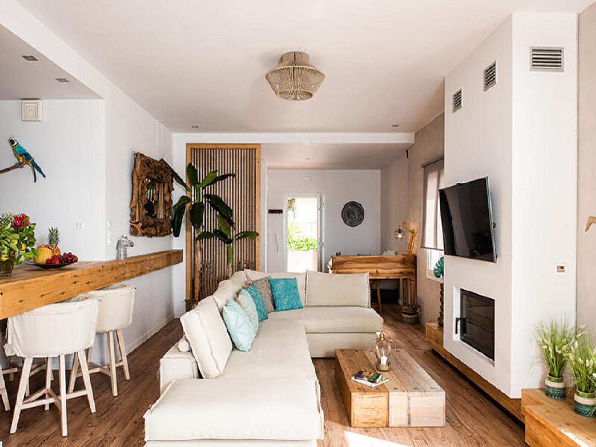 Dazzling Crete 3 Bedrooms Saffron Sunset Beachfront With Jacuzzi Brilliant Sea Views Chania Villa *