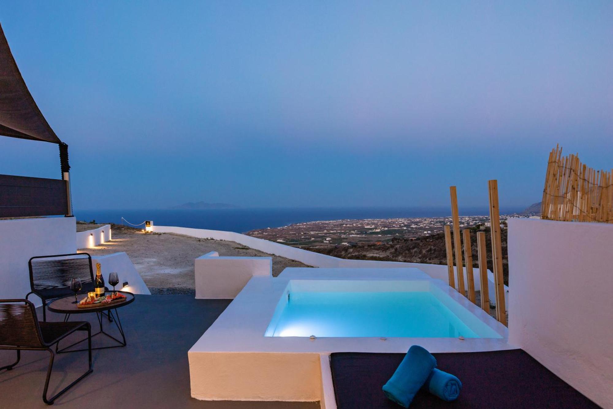 Lackos Luxury