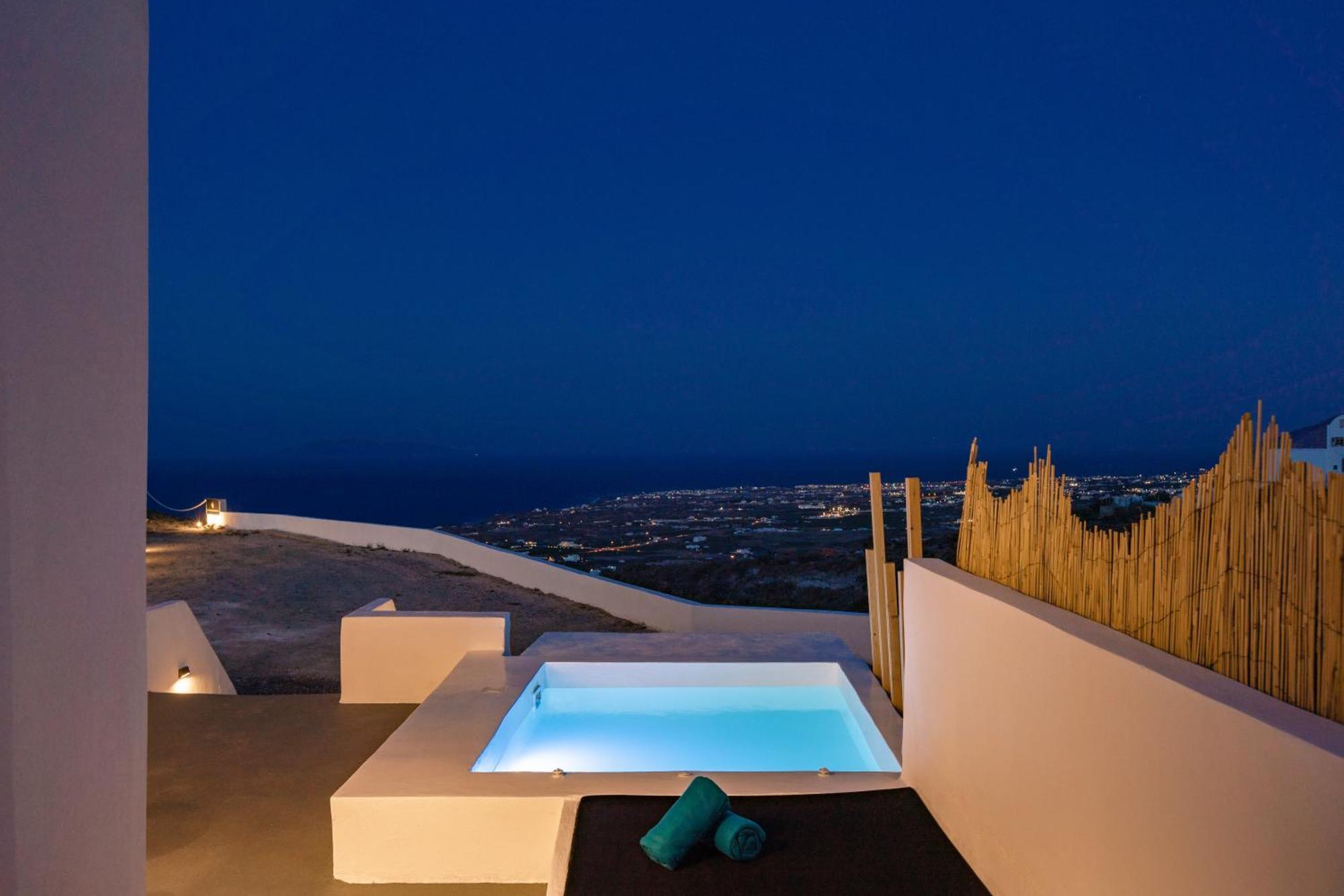 Lackos Luxury Apartment *