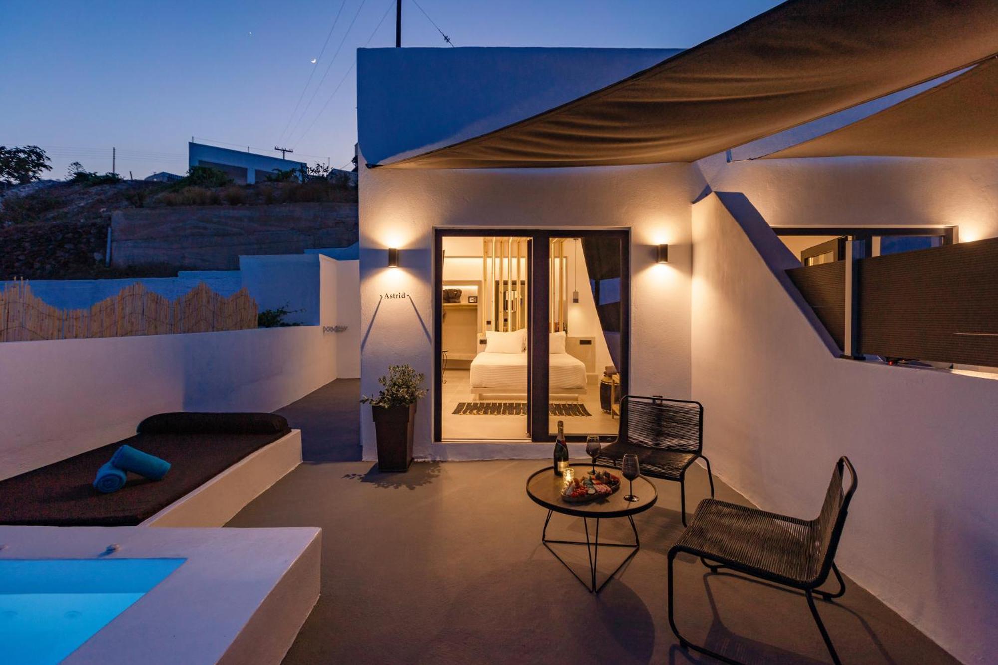 Lackos Luxury Apartment