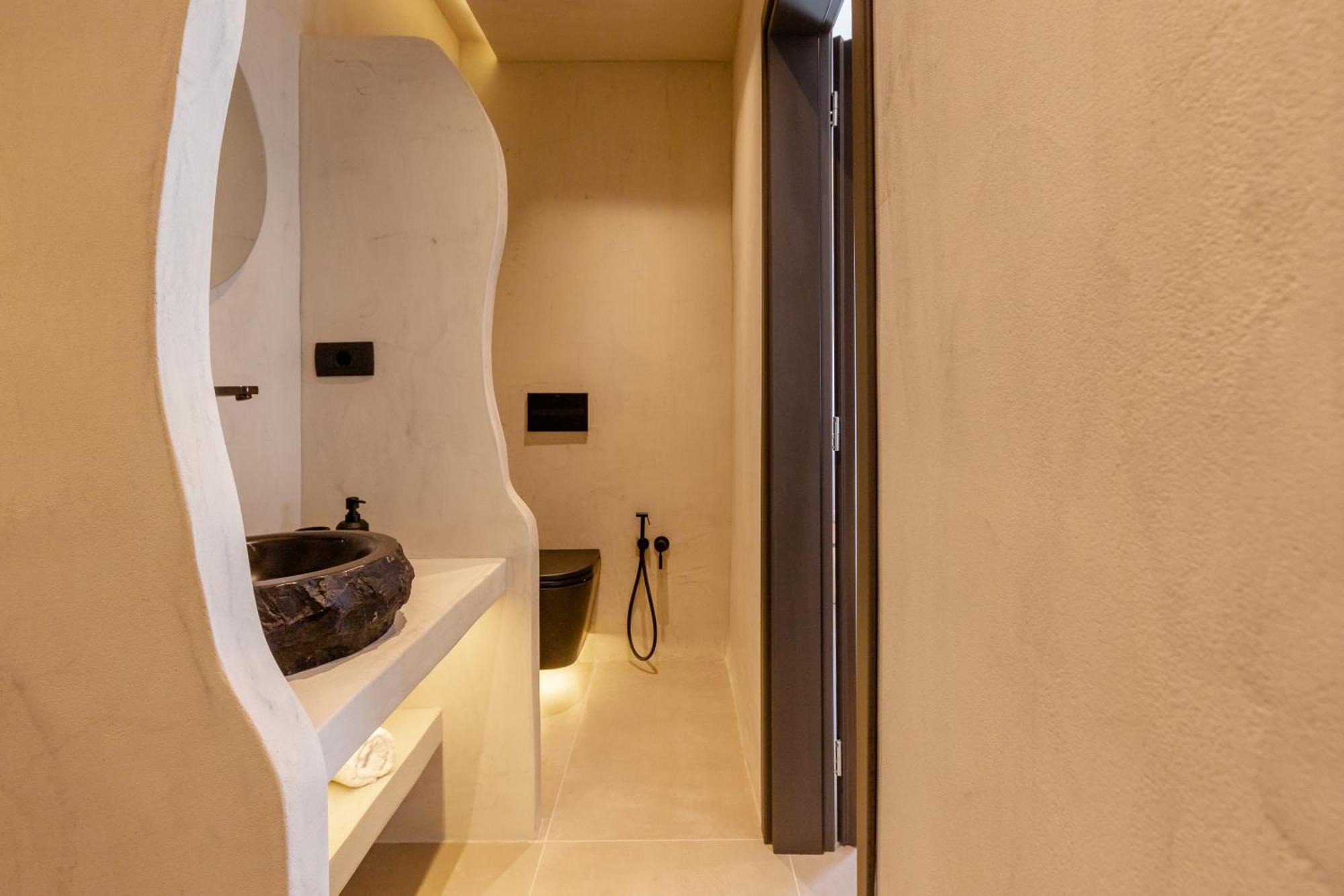 Lackos Luxury Apartment *