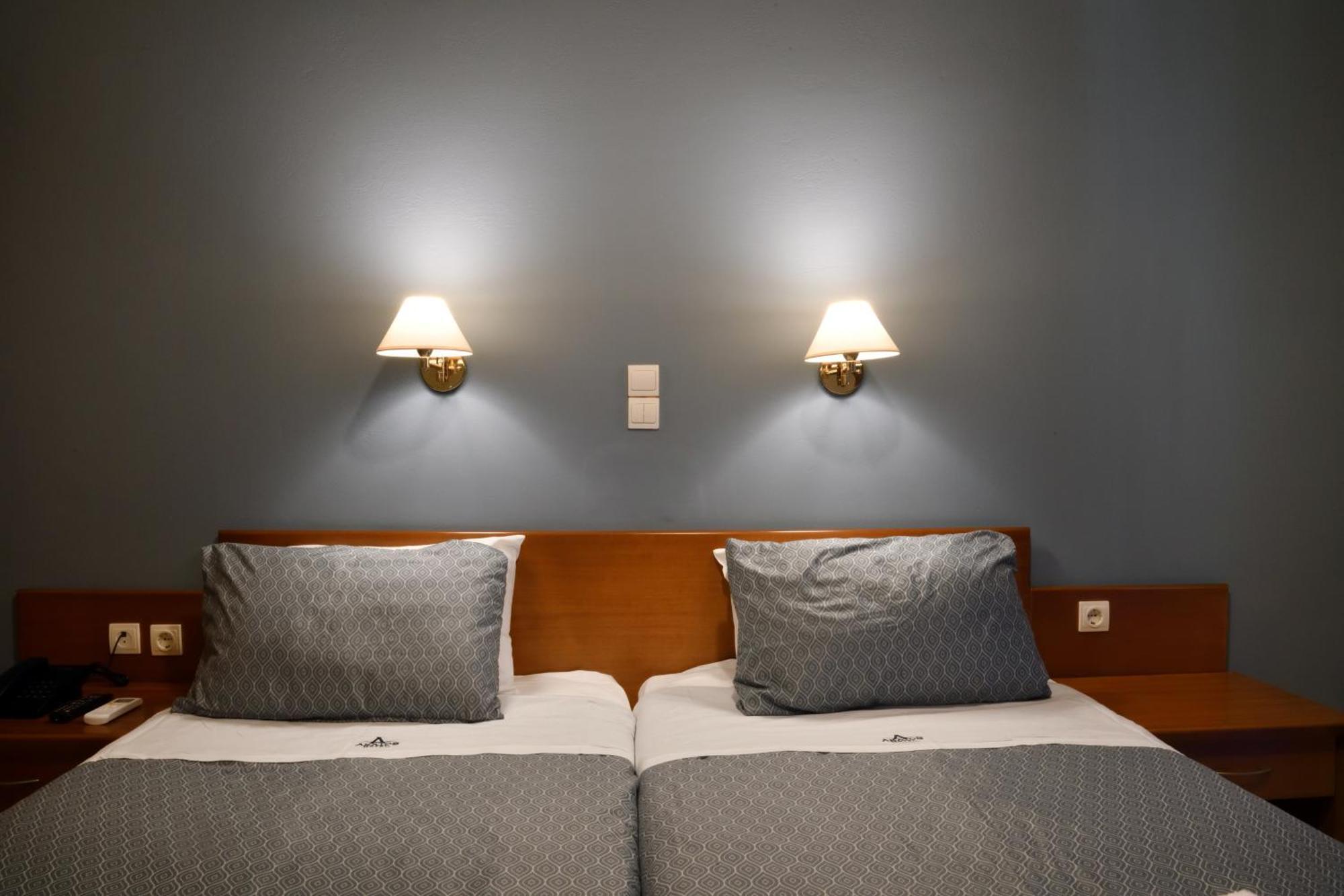 Aparthotel Akatos 2*