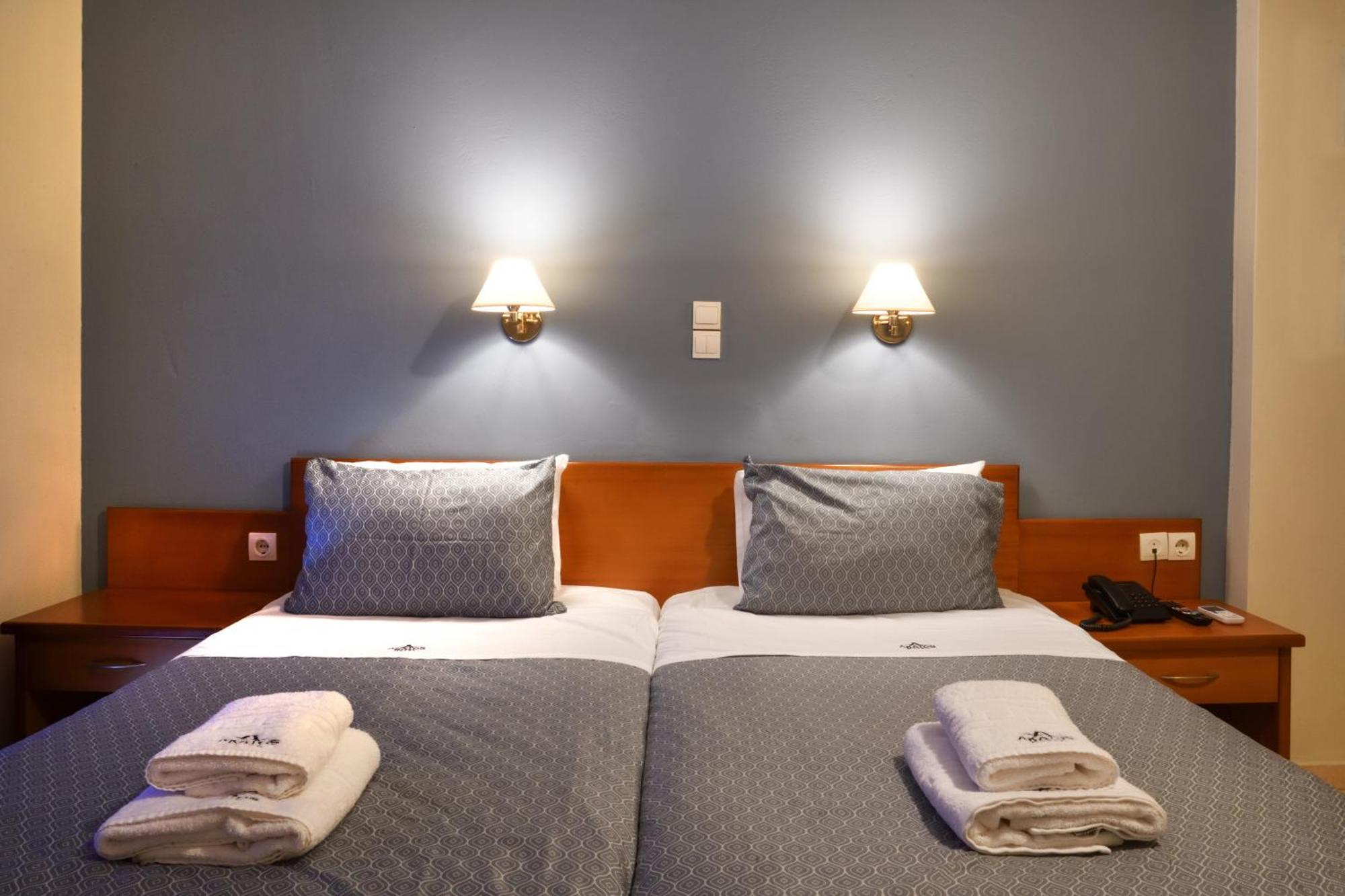 Akatos Aparthotel Agia Marina (Crete)