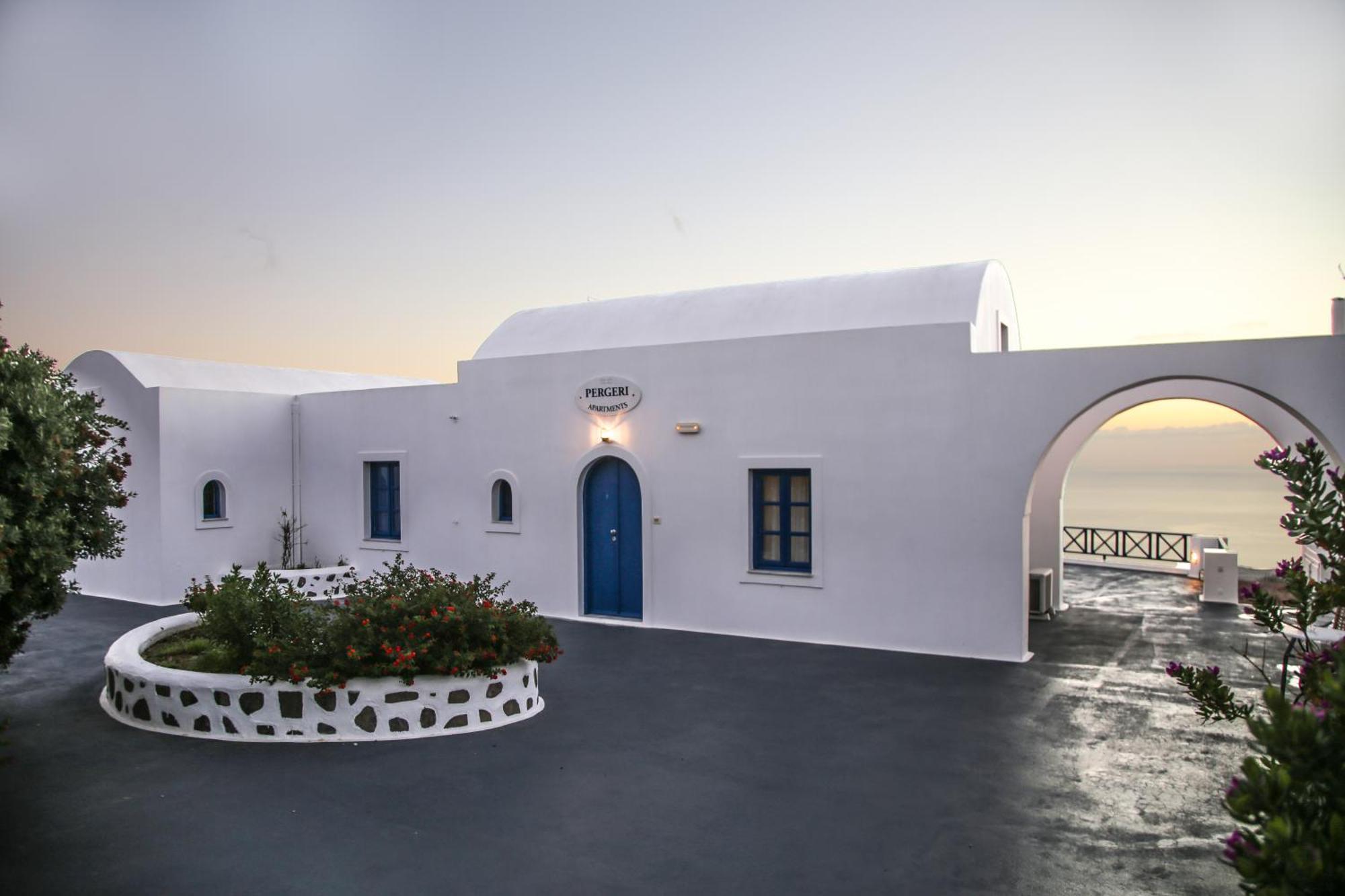 Pergeri Apartment Imerovigli (Santorini)