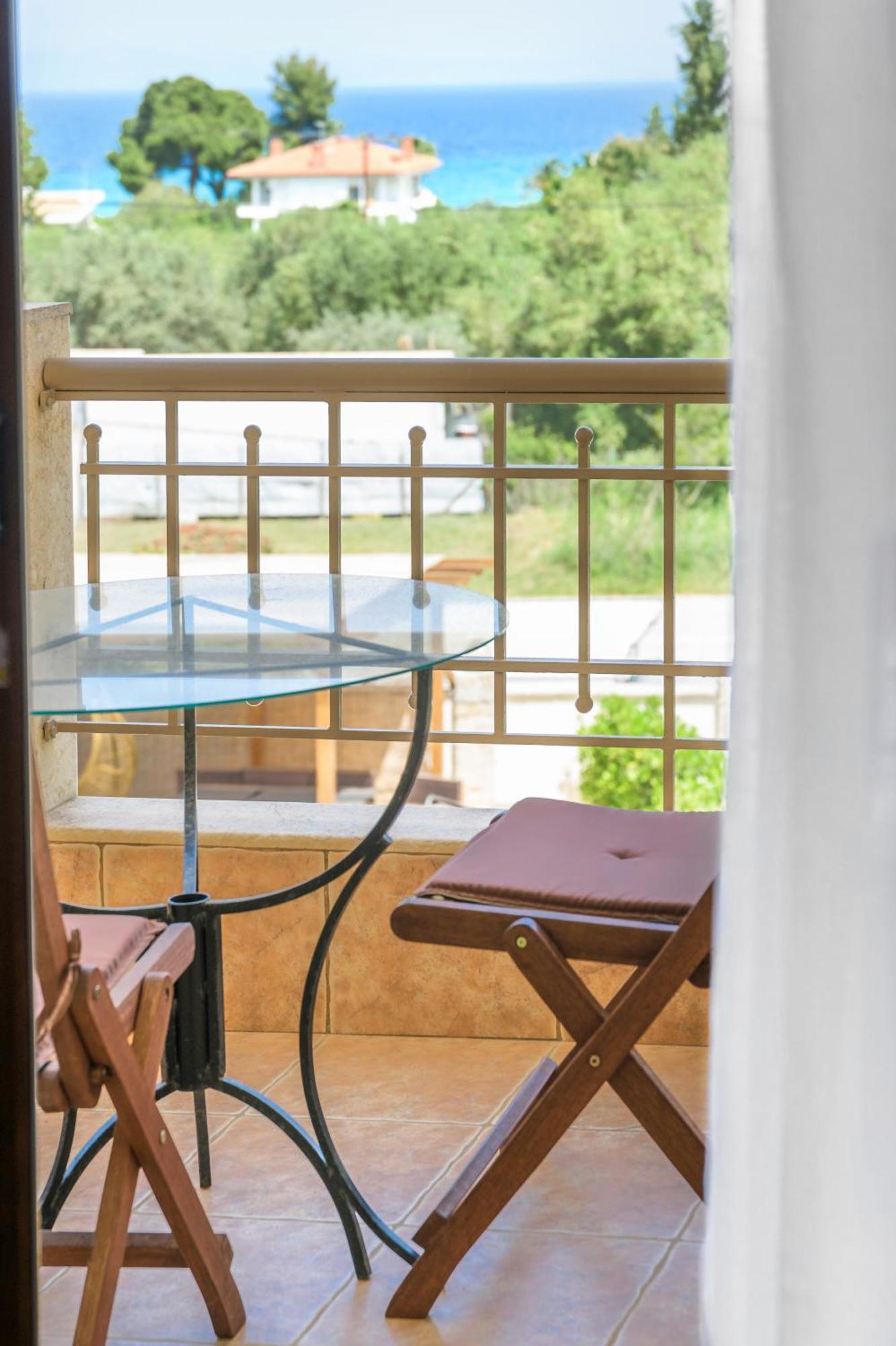 Leisurenest Villa *