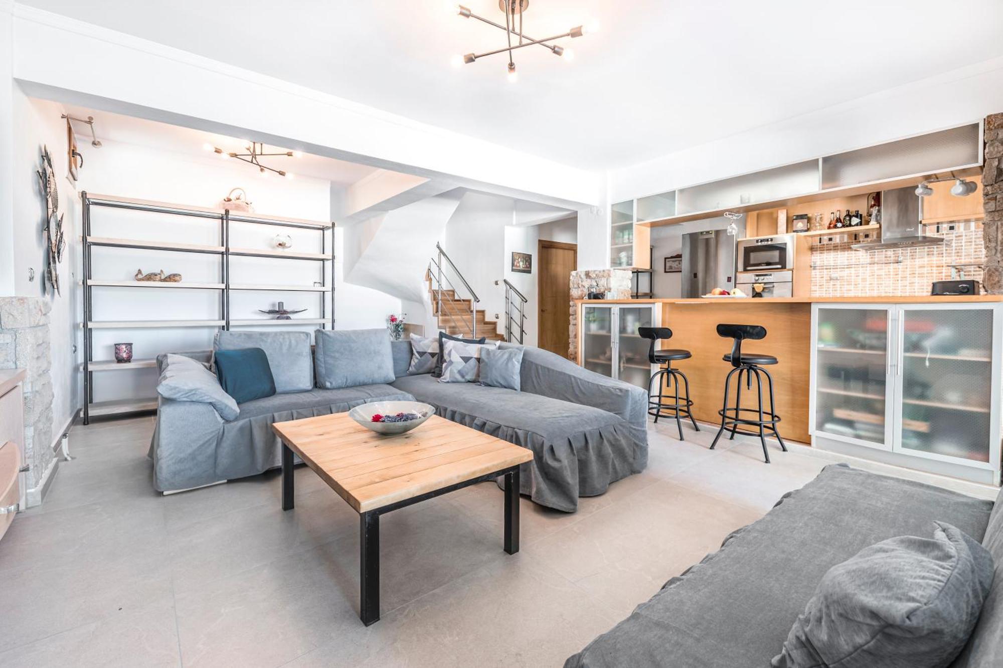 Leisurenest Villa *