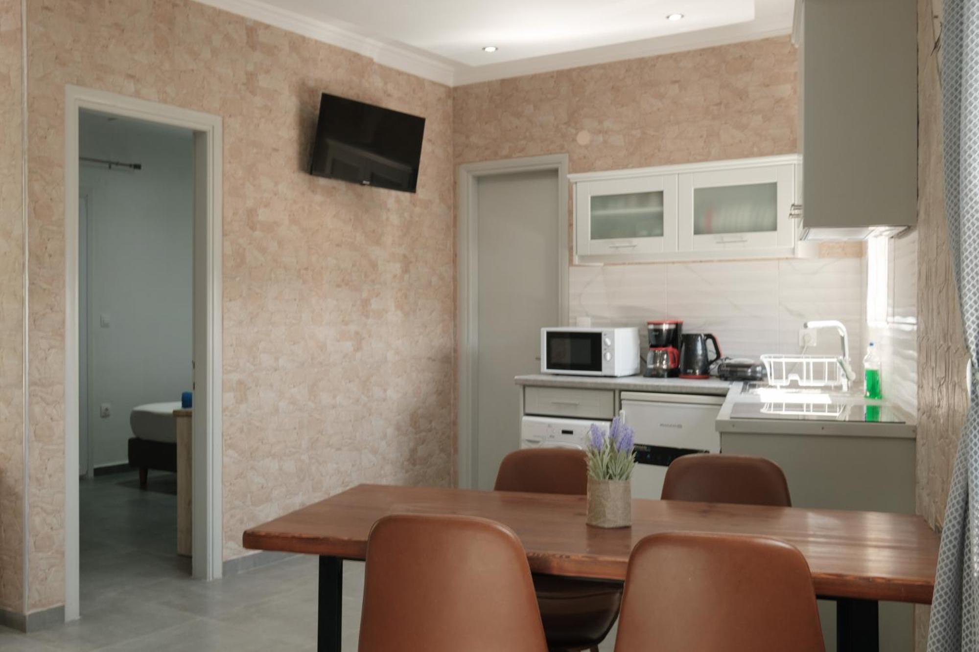 Pyrgi House, Corfu Apartment Ipsos