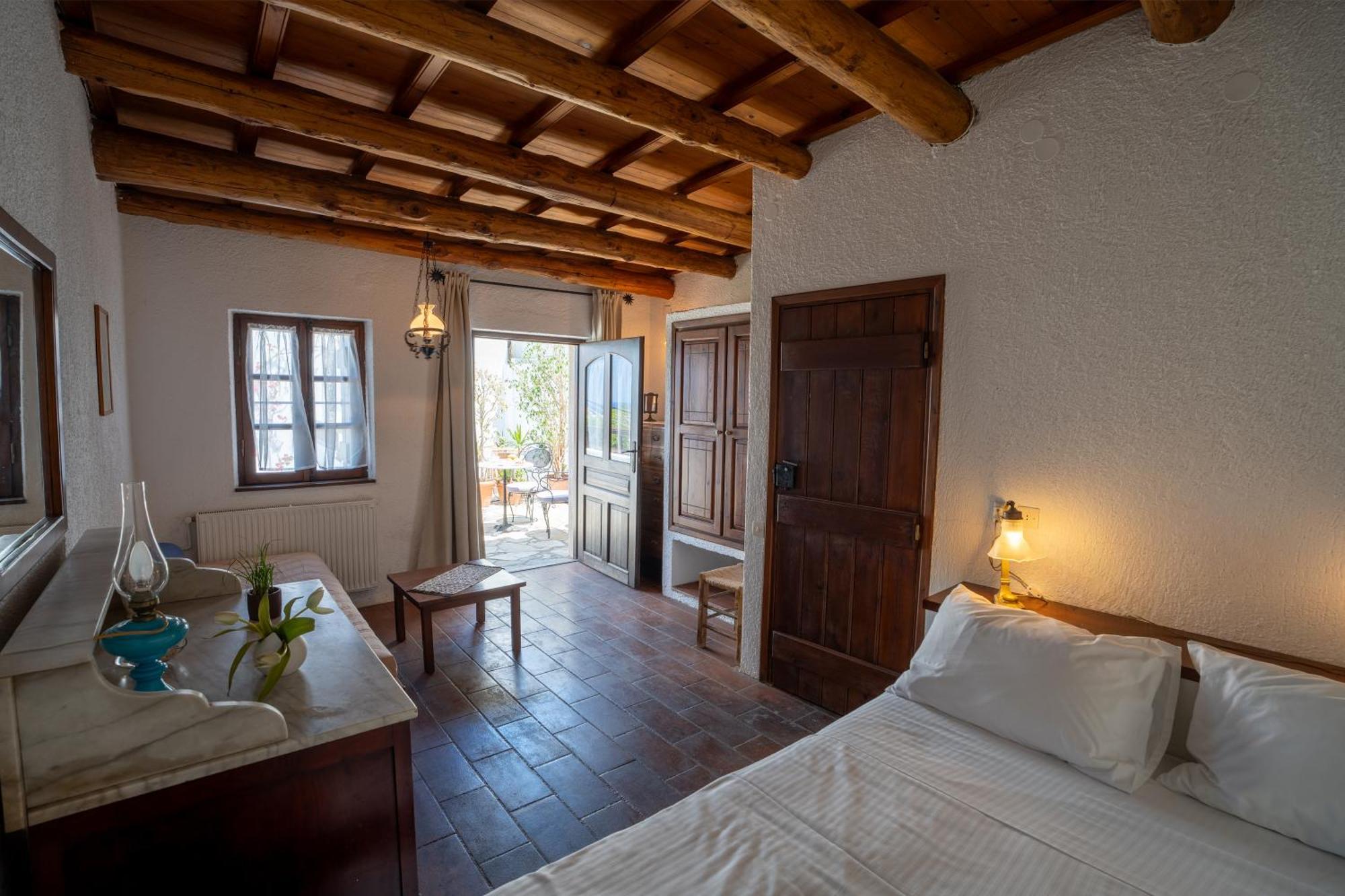 Ilianthos Traditional Maisonette Holiday home Hersonissos (Crete)