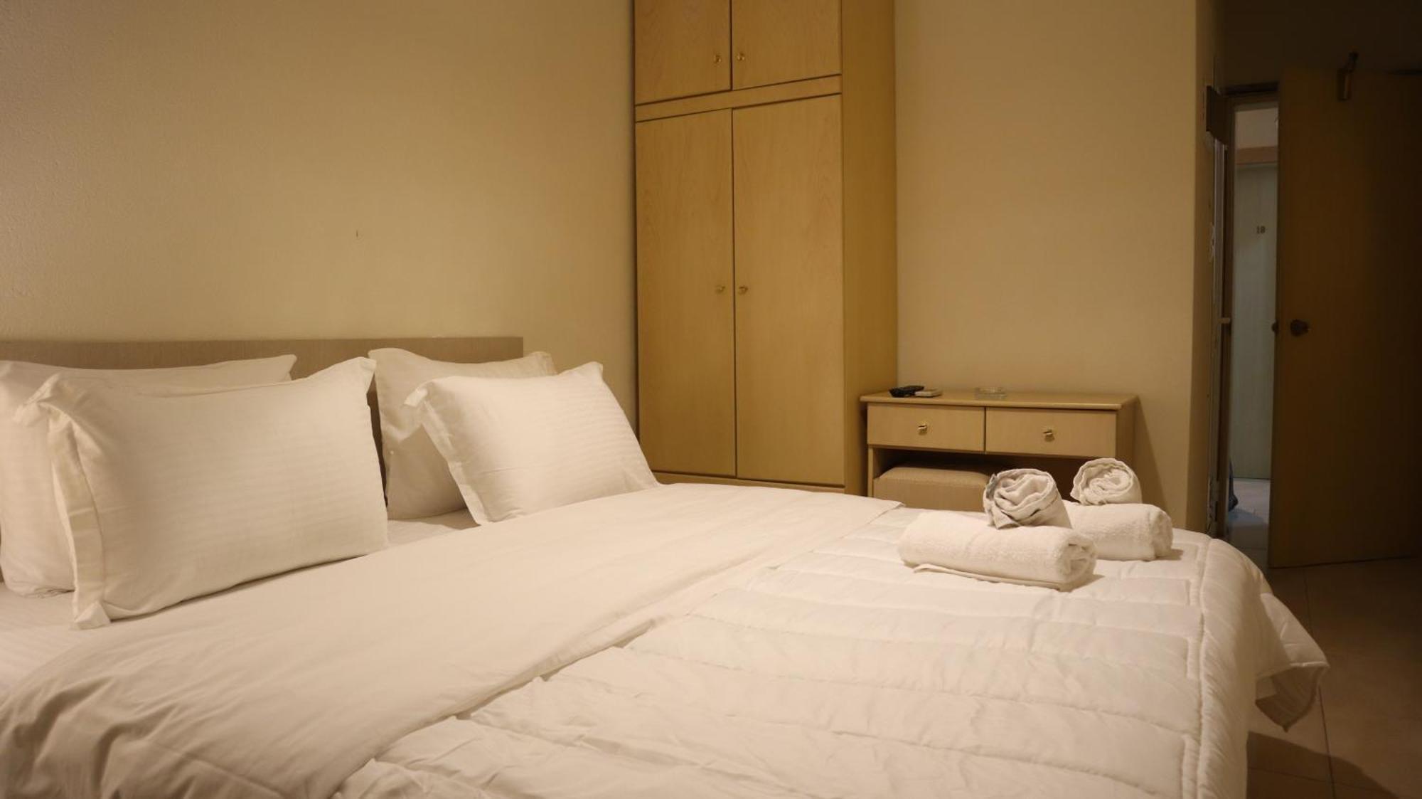 Viky Hotel 2*