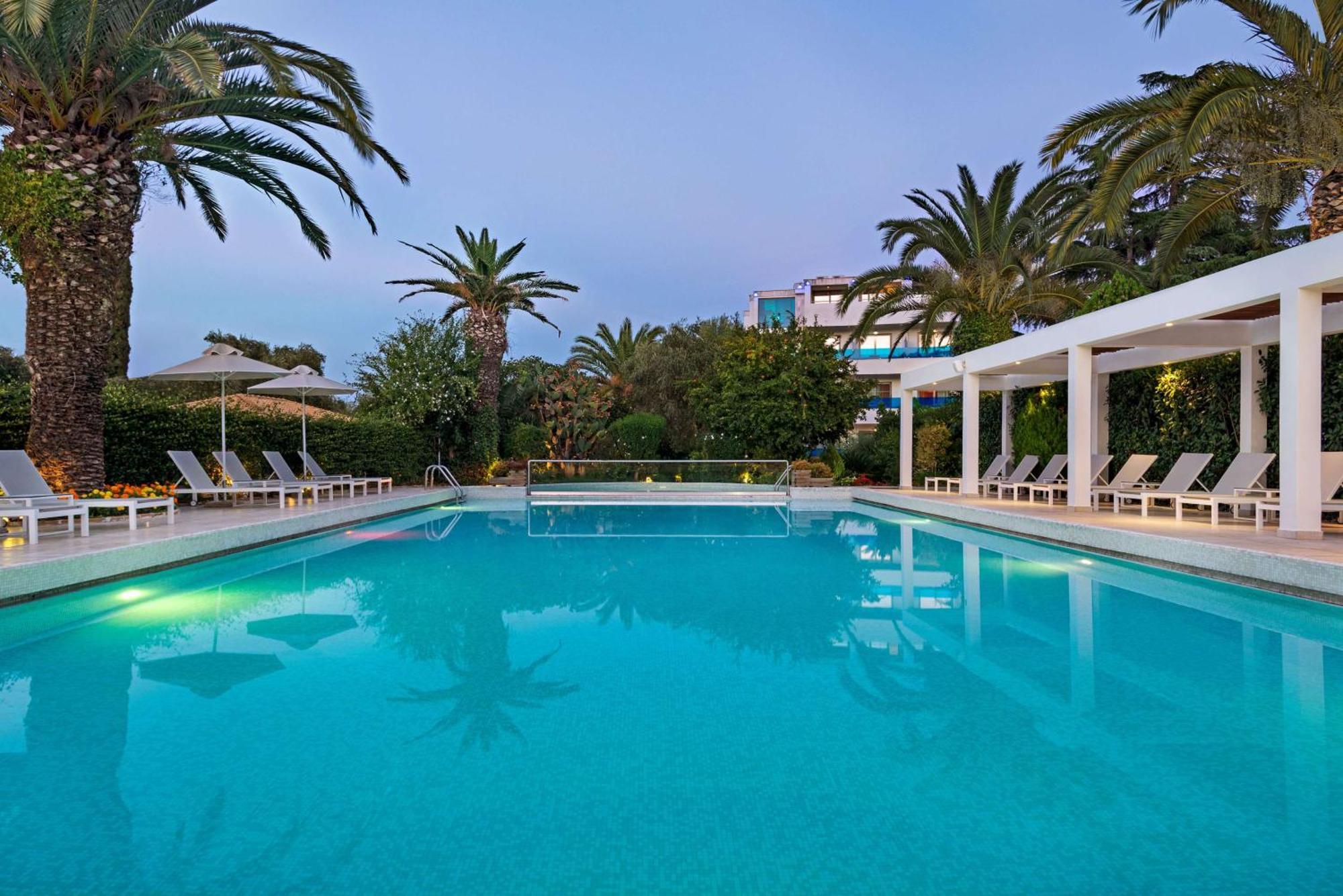 Tryp By Wyndham Corfu 4*