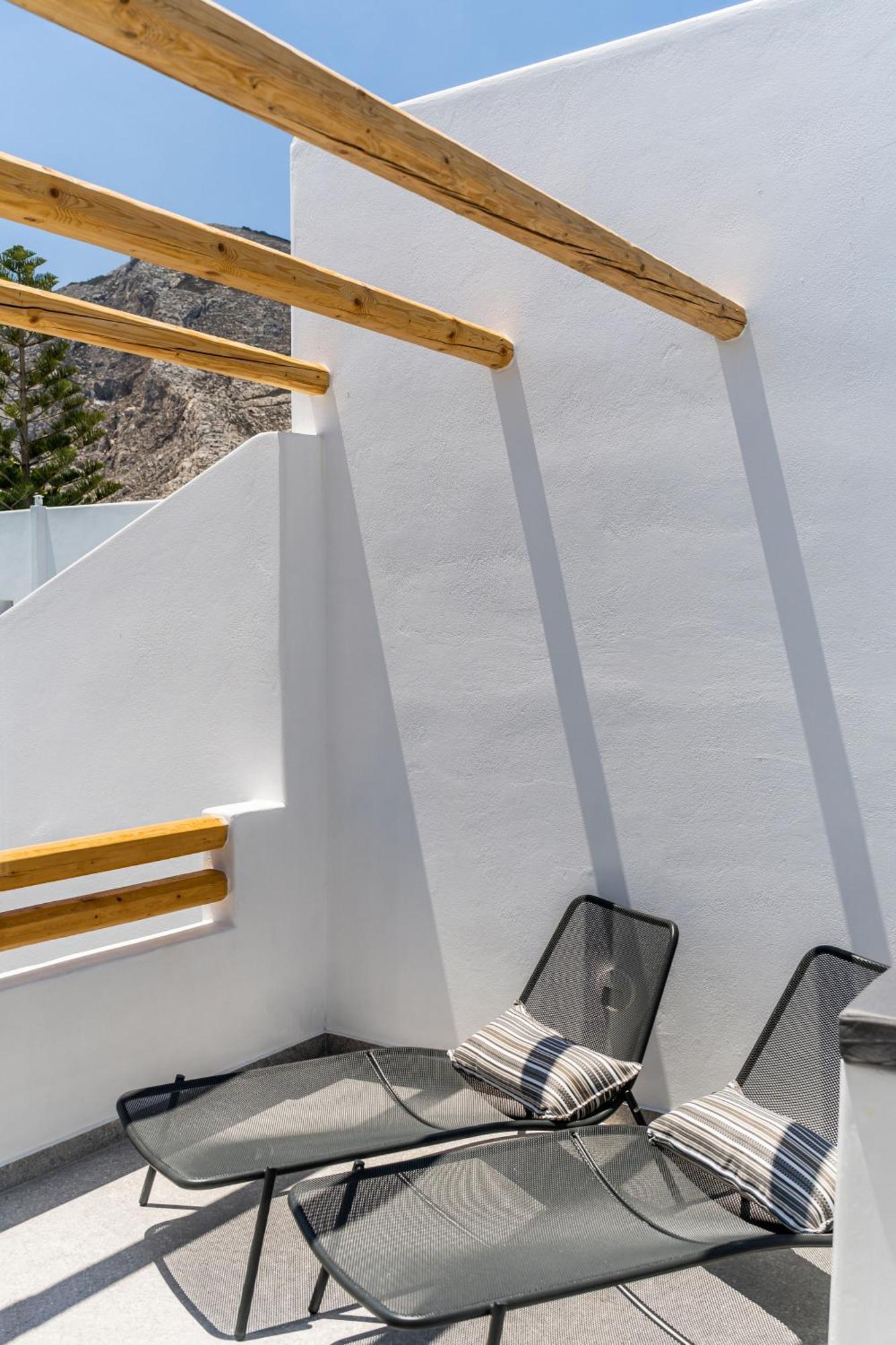 Hippocampus Kamari (Santorini)