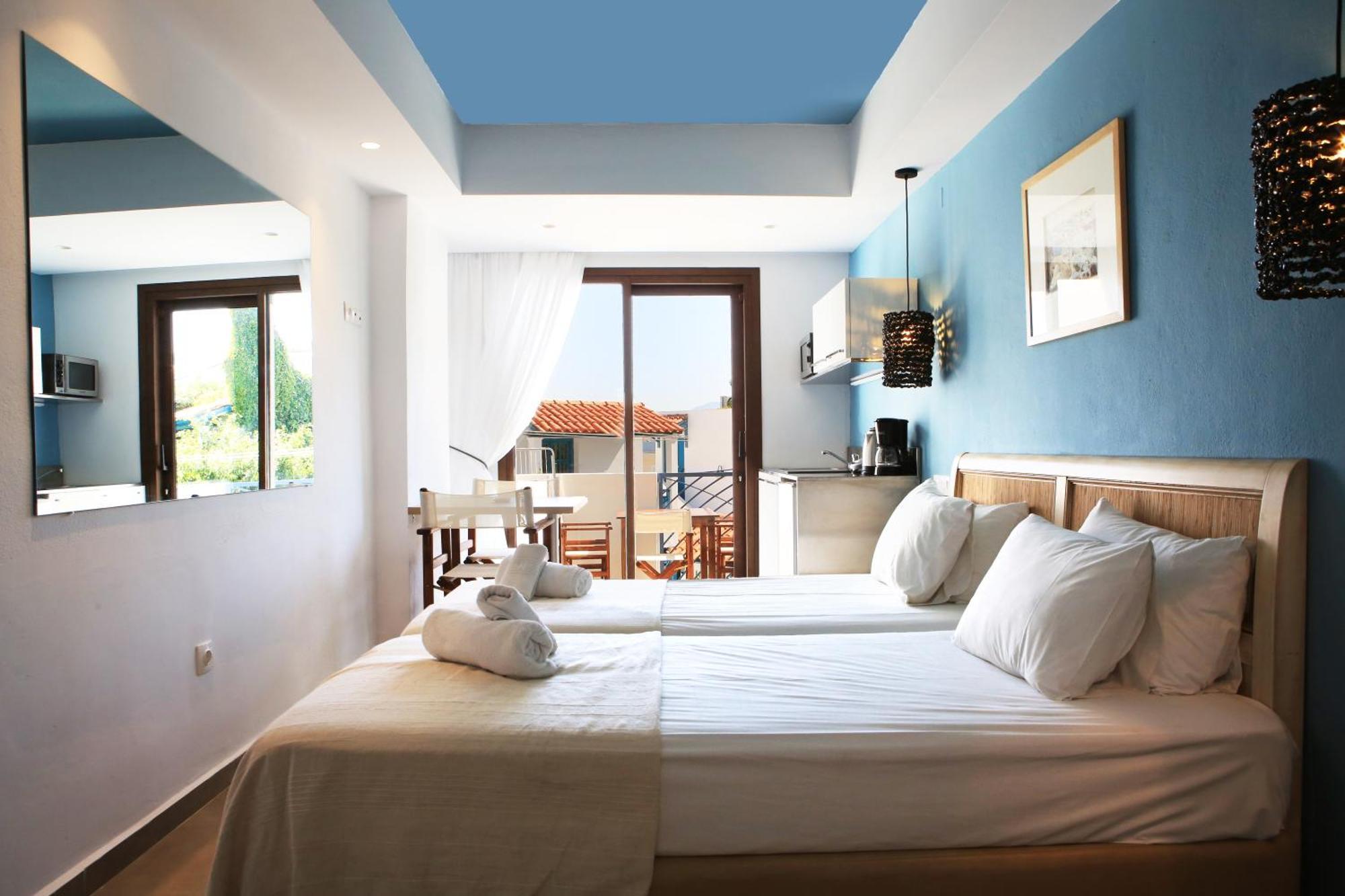 Aparthotel Mika & Hersonissos (Crete)