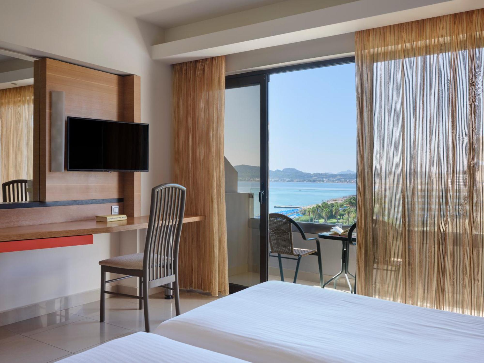 Esperos Mare & 4* Faliraki