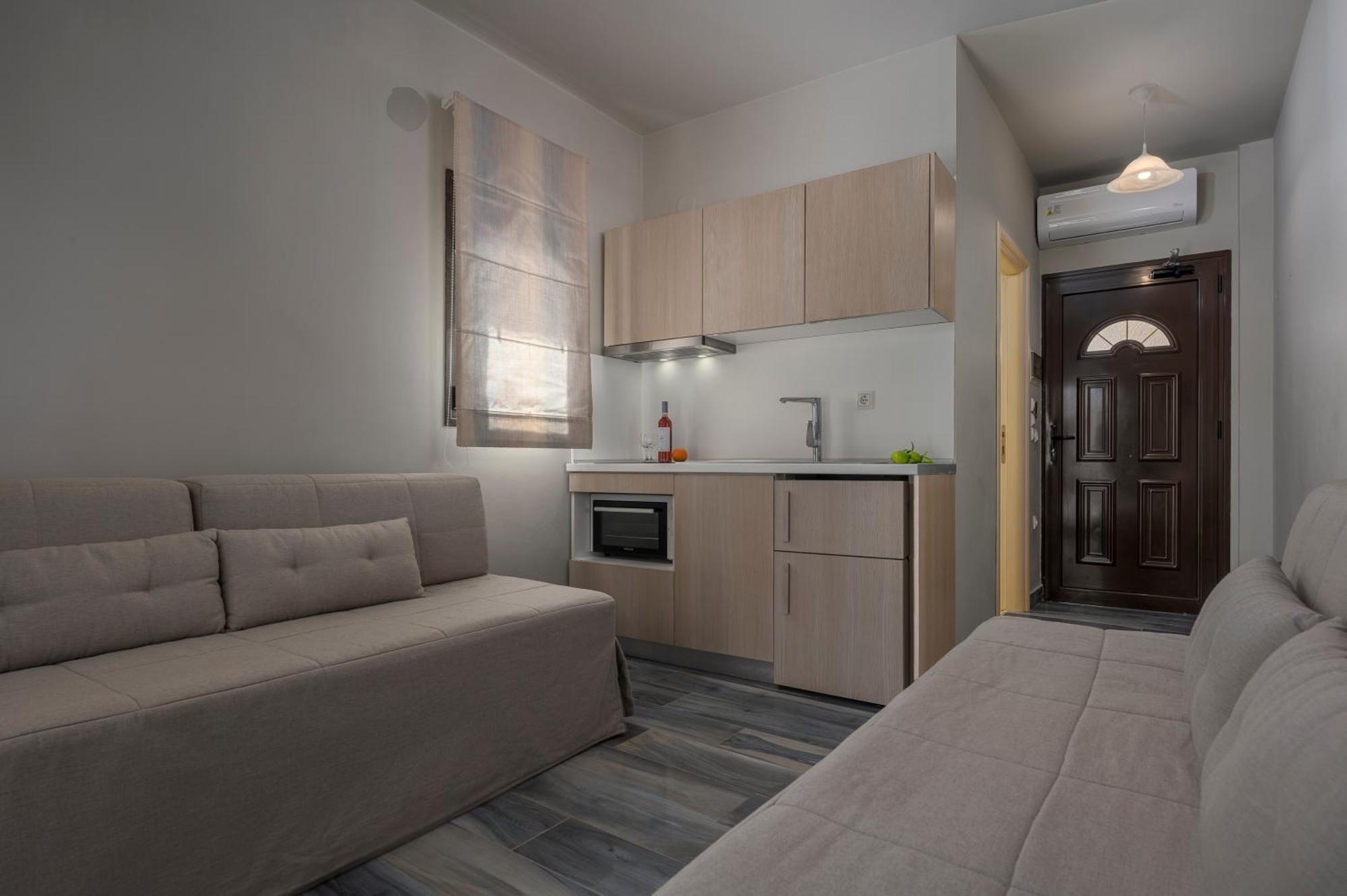 Alkioni By The Sea Apartment Siviri