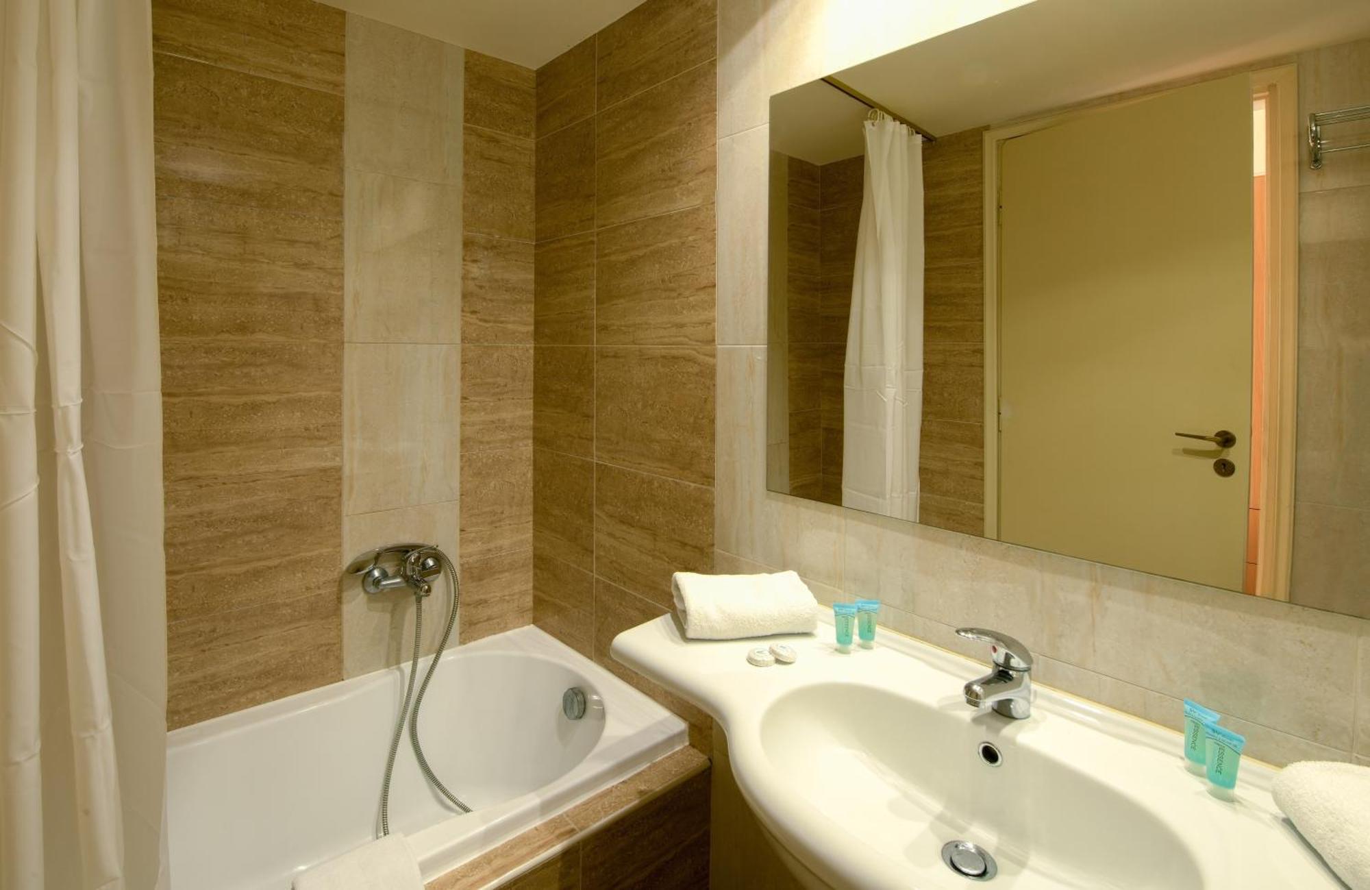 Hotel Mitsis Bali Paradise 4*