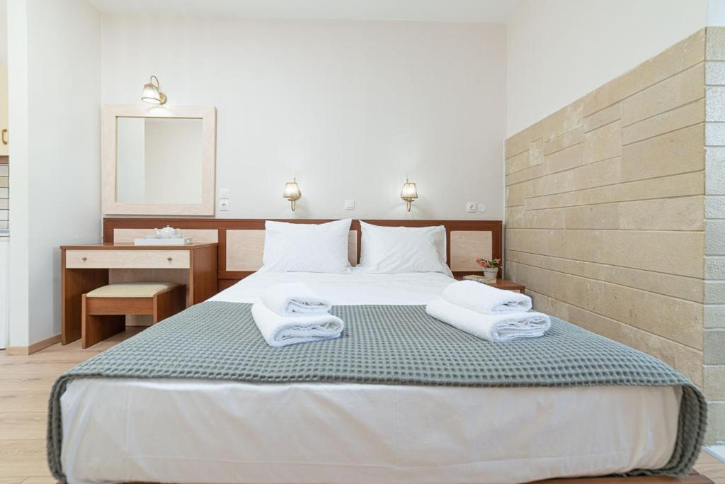Aparthotel Troulis Seaside 3*