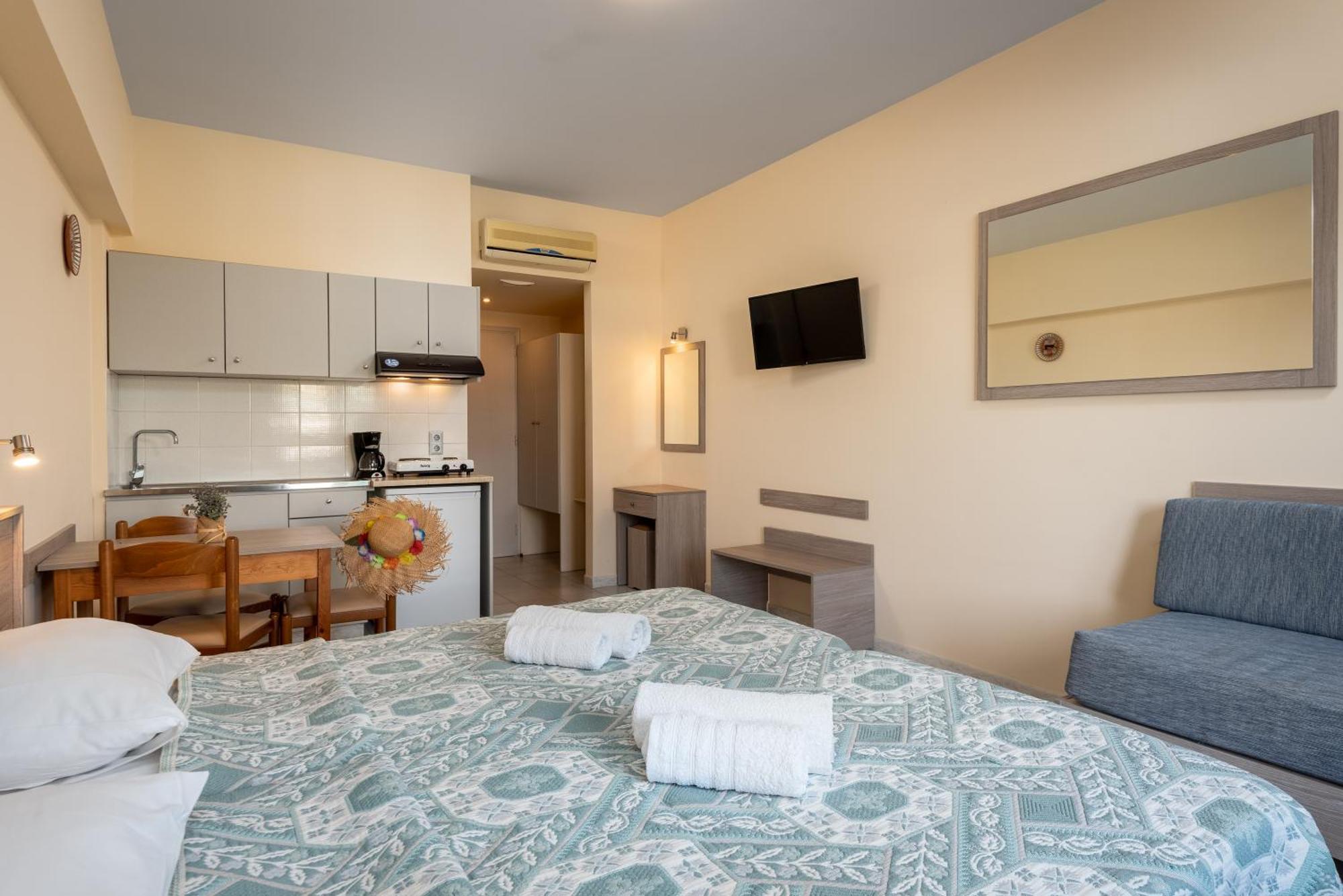 Ilyssion Holidays * Ialysos (Rhodes)