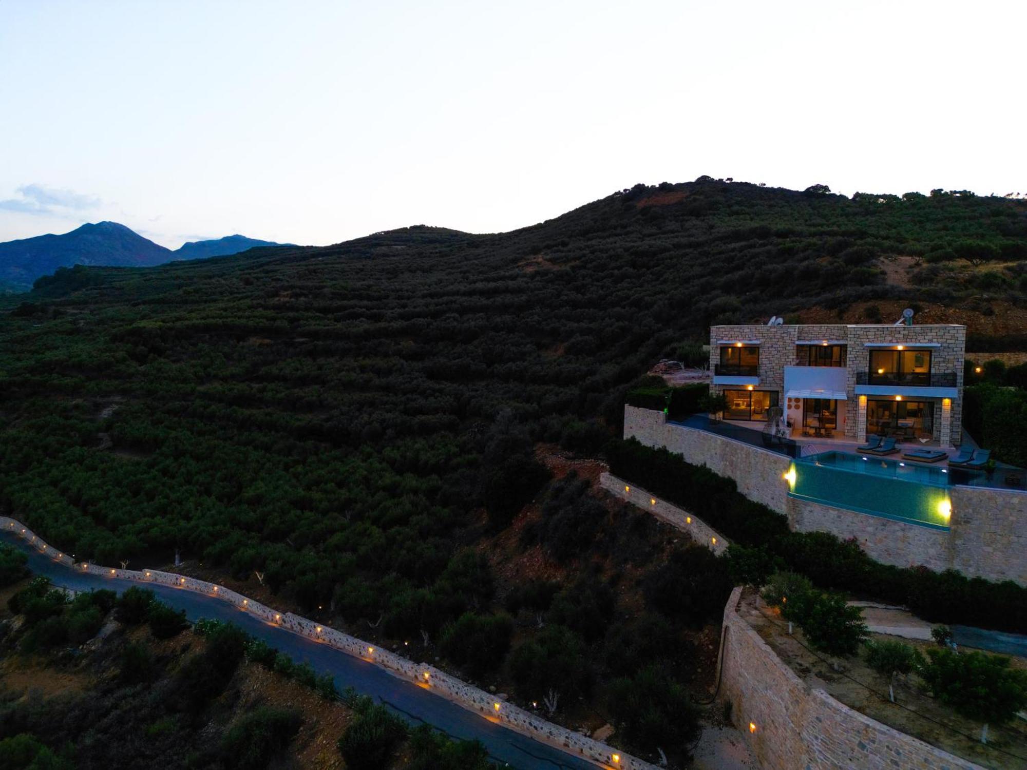 Heated Pool & Jacuzzi, Sea View - Paleokastro Luxury Villa *