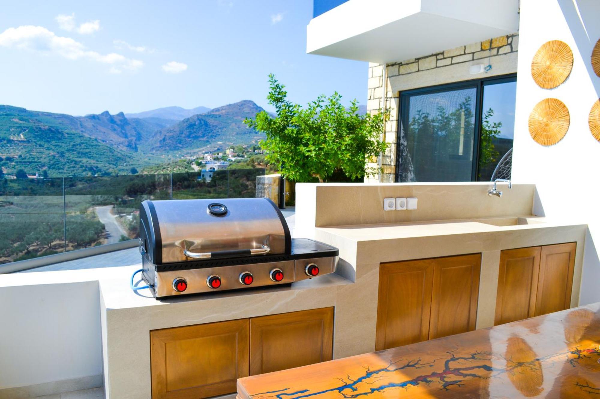 Heated Pool & Jacuzzi, Sea View - Paleokastro Luxury Villa Kissamos