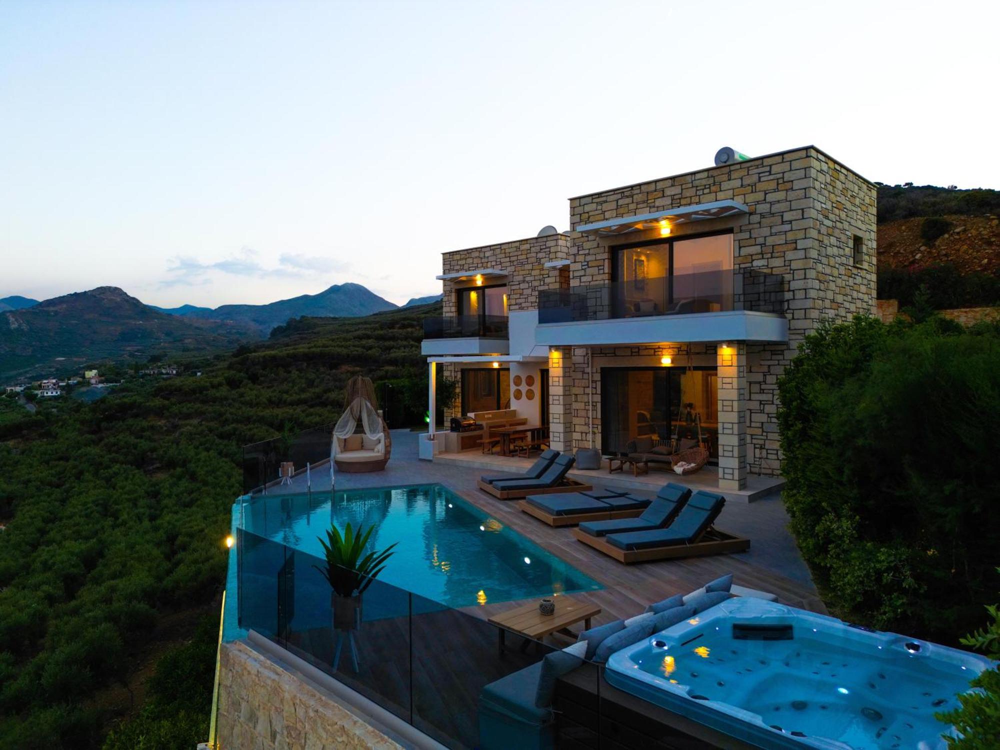Heated Pool & Jacuzzi, Sea View - Paleokastro Luxury Kissamos