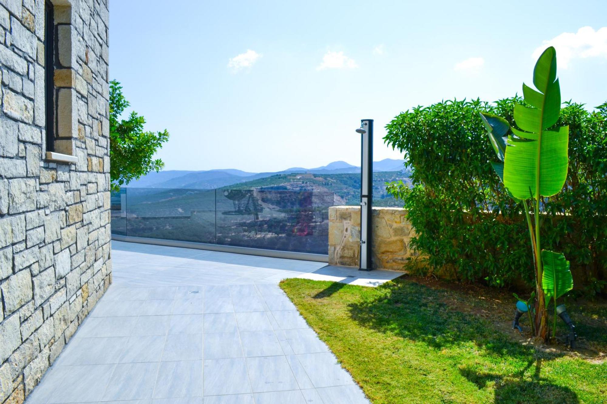 Heated Pool & Jacuzzi, Sea View - Paleokastro Luxury *
