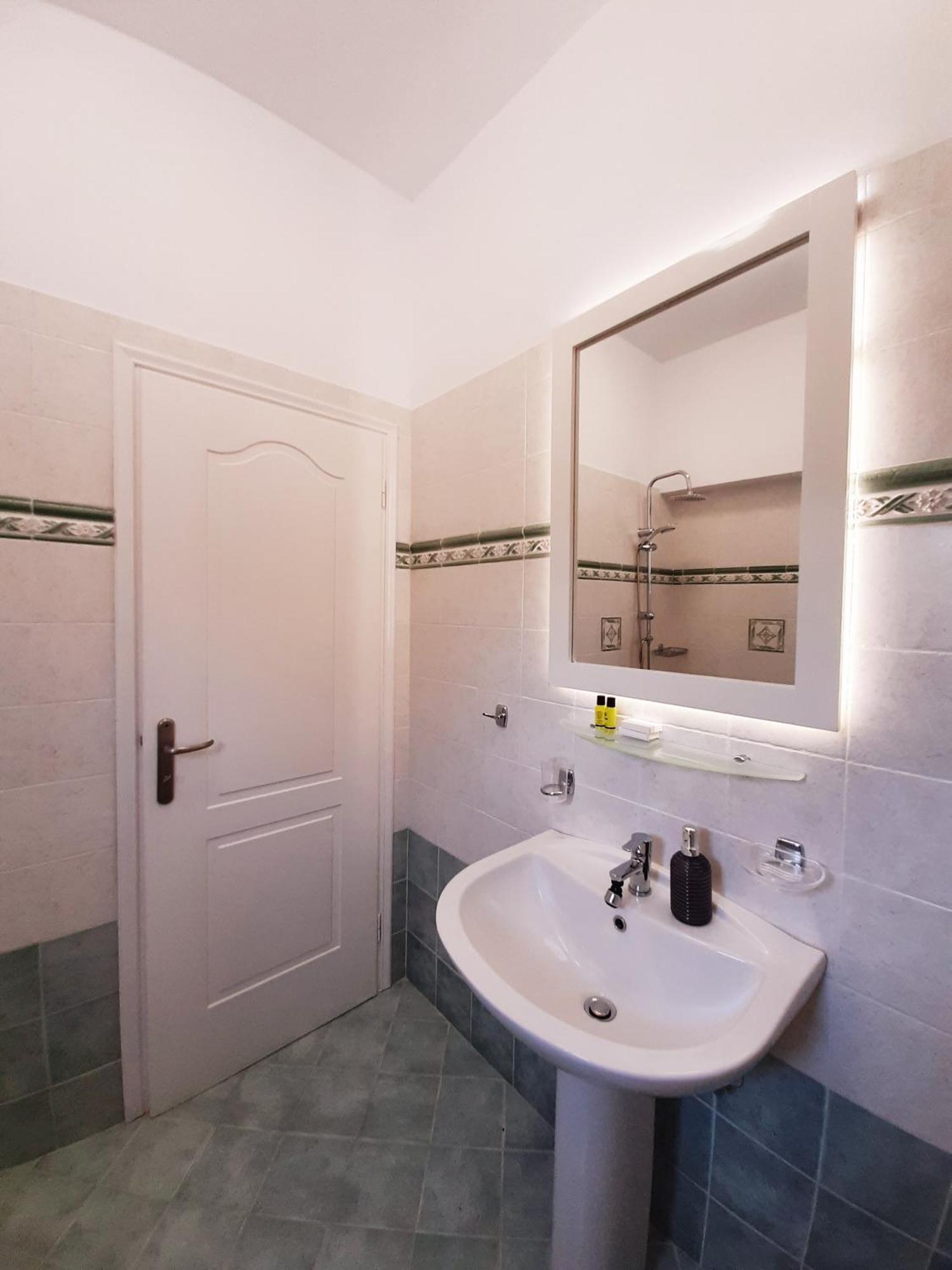 Fexulis & Apartment Agios Nikolaos (Zakynthos)