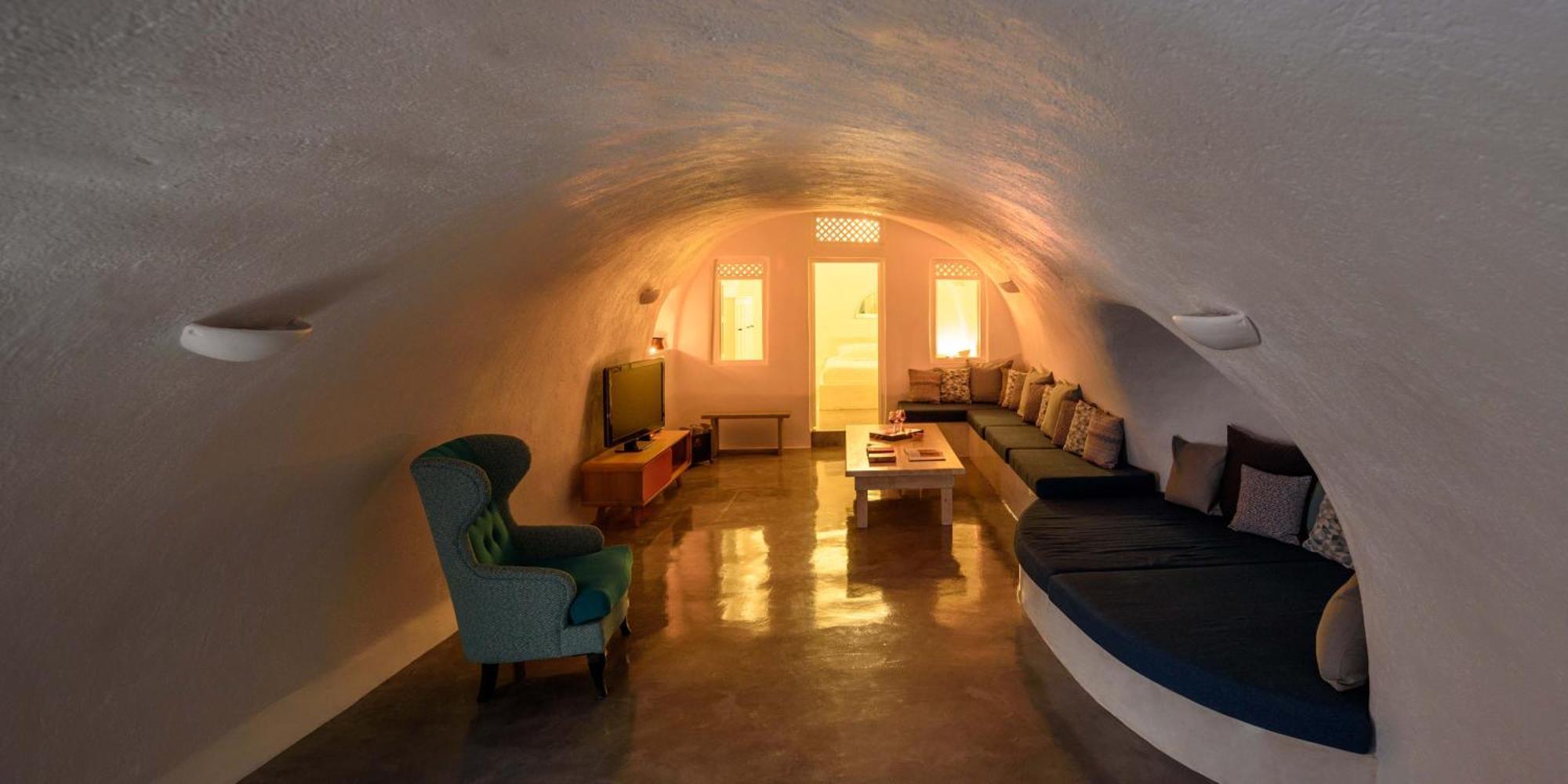 Villa Revelis & Canava