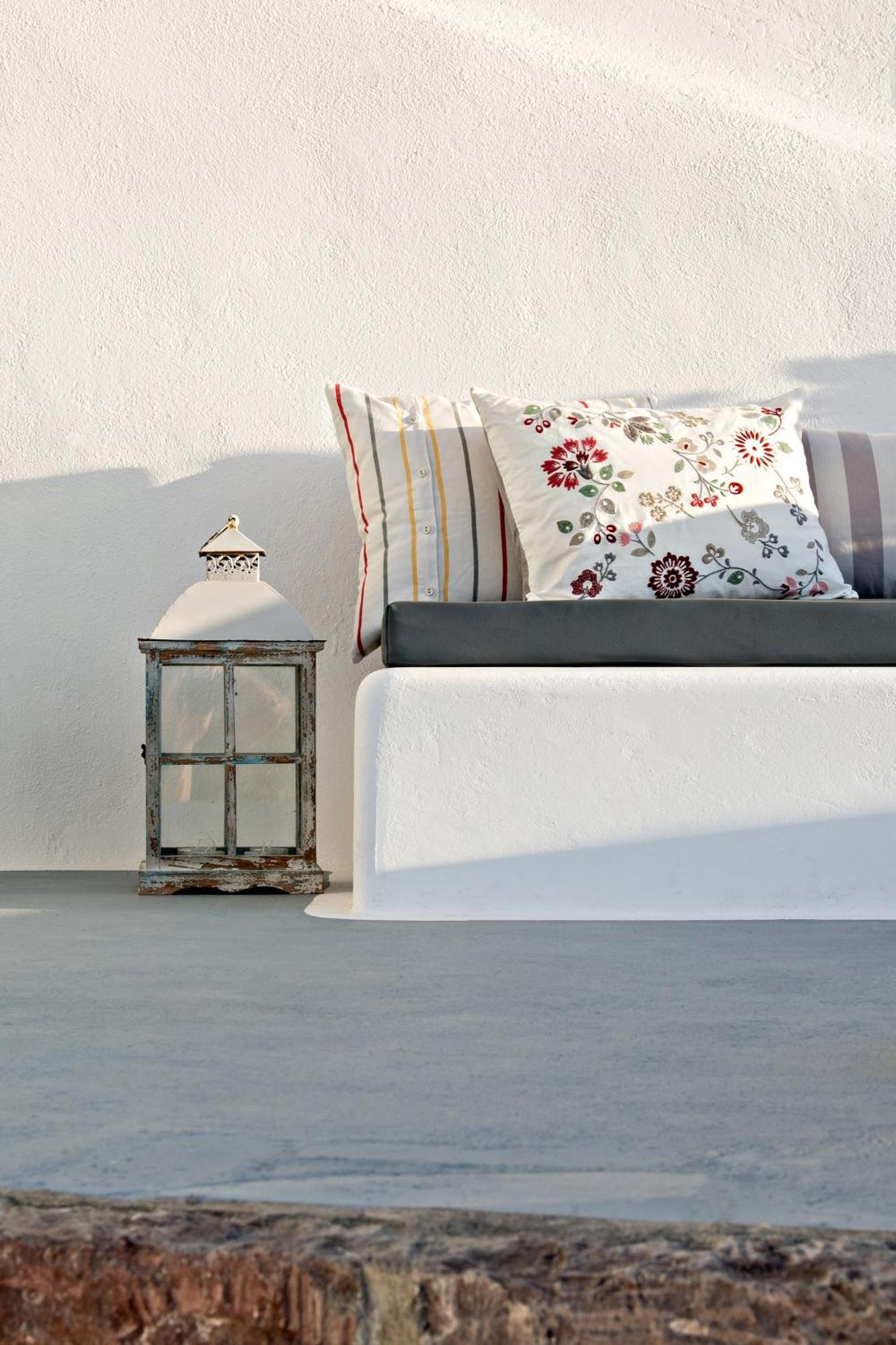 Revelis & Canava * Fira (Santorini)