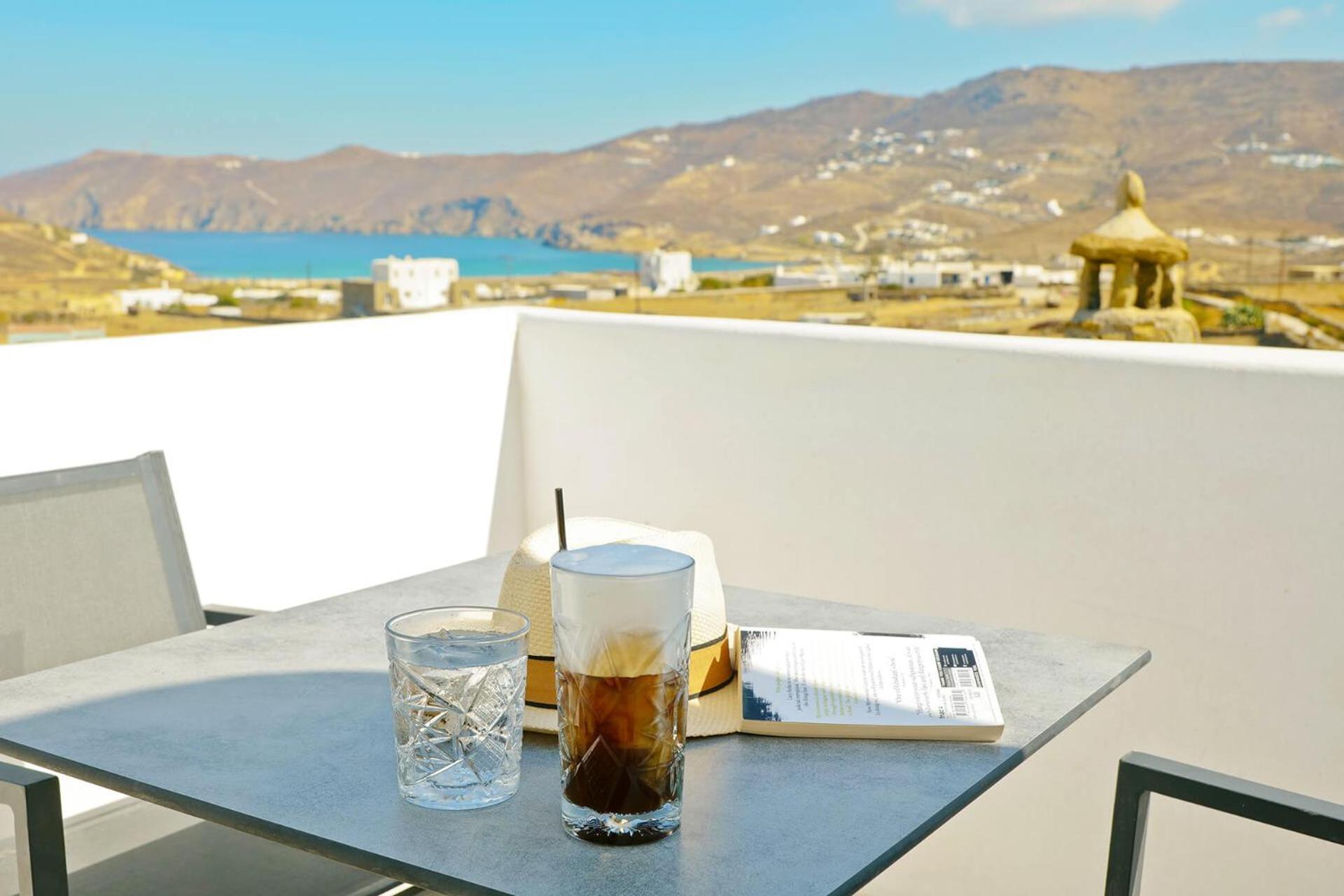 Bay Boutique 4* Ftelia (Mykonos)