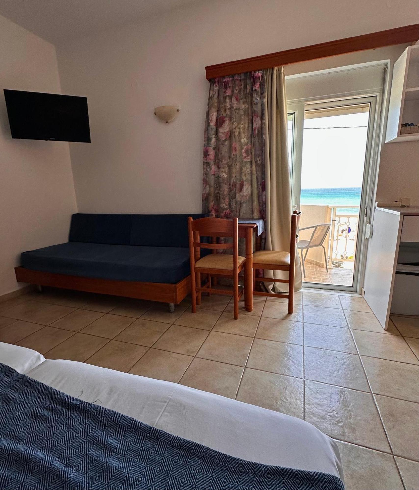 Stegna Sea & Sun Guest house 3*