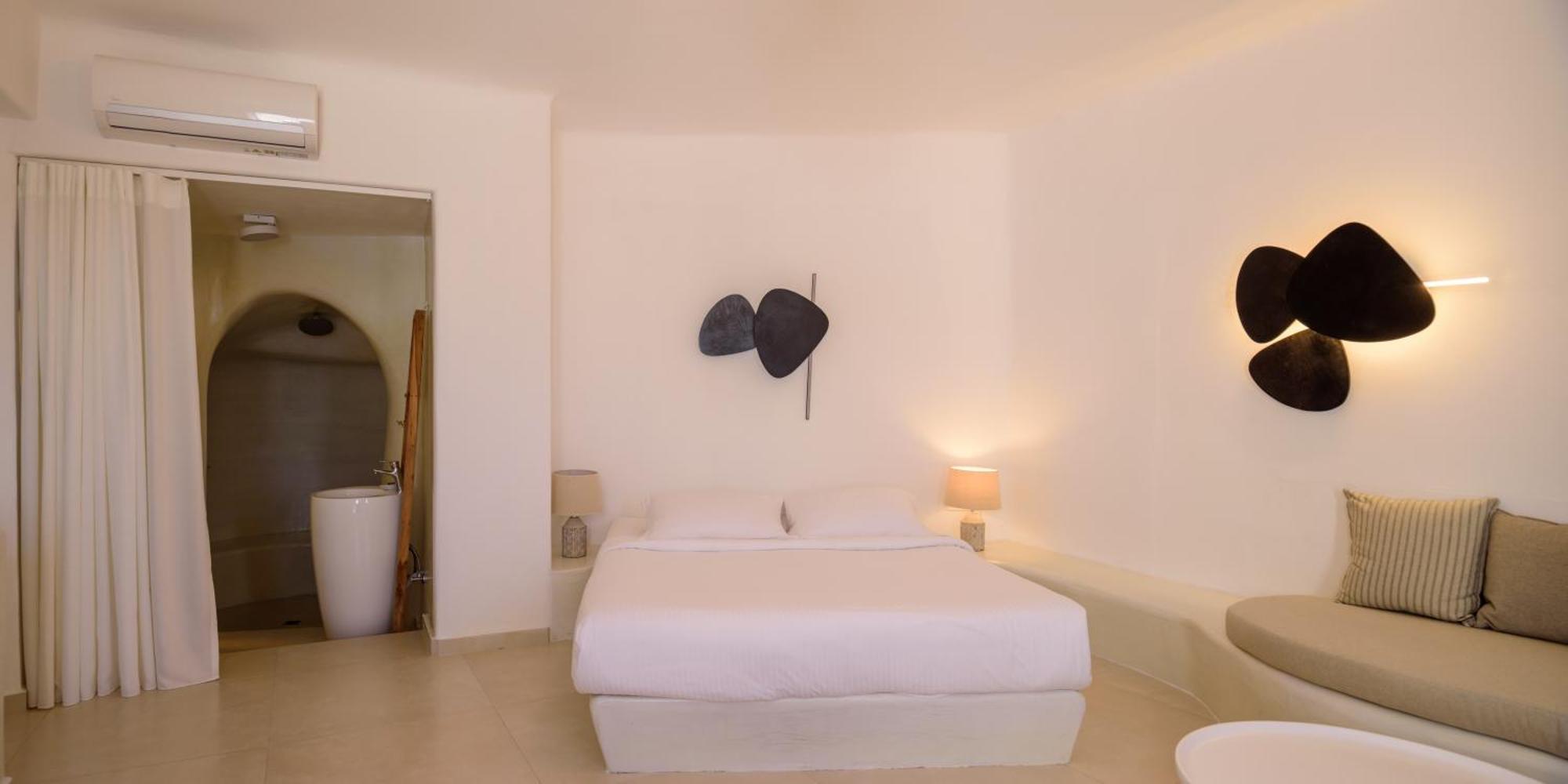Villa Revelis & Canava *