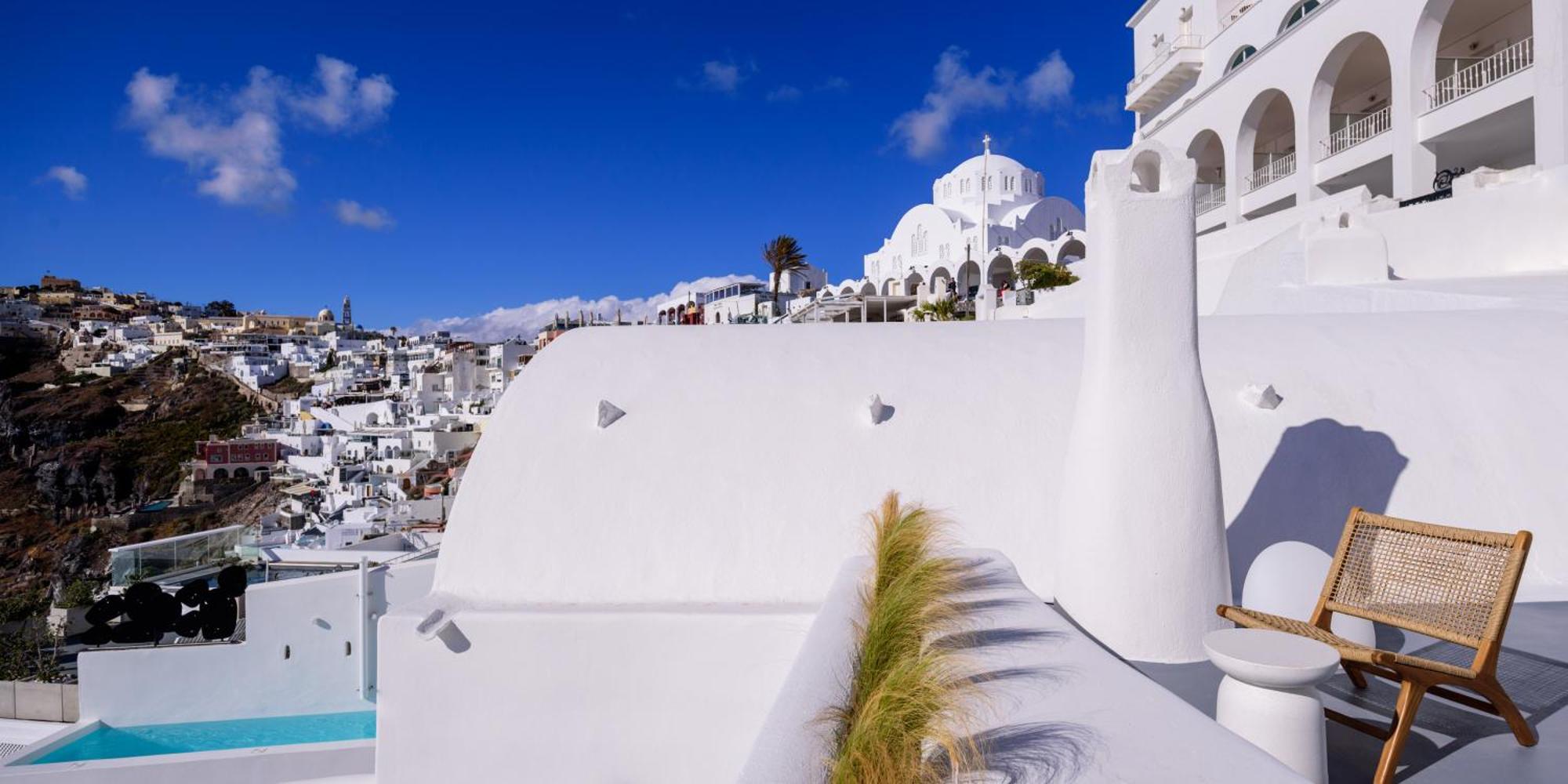 Revelis & Canava Fira (Santorini)