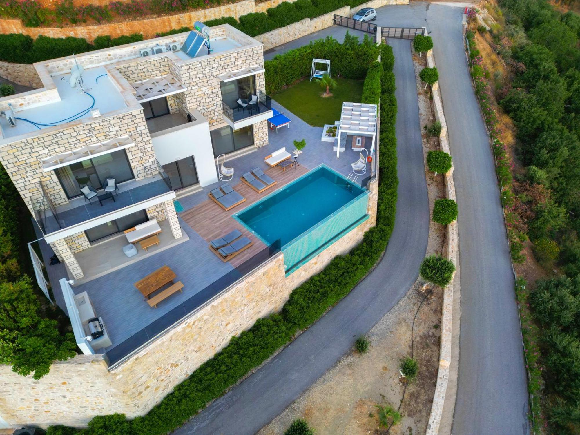 Villa Heated Pool & Jacuzzi, Sea View - Paleokastro Luxury Kissamos