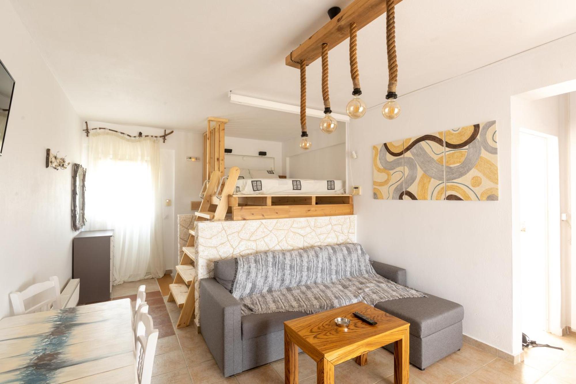 Kellys House Homestay *