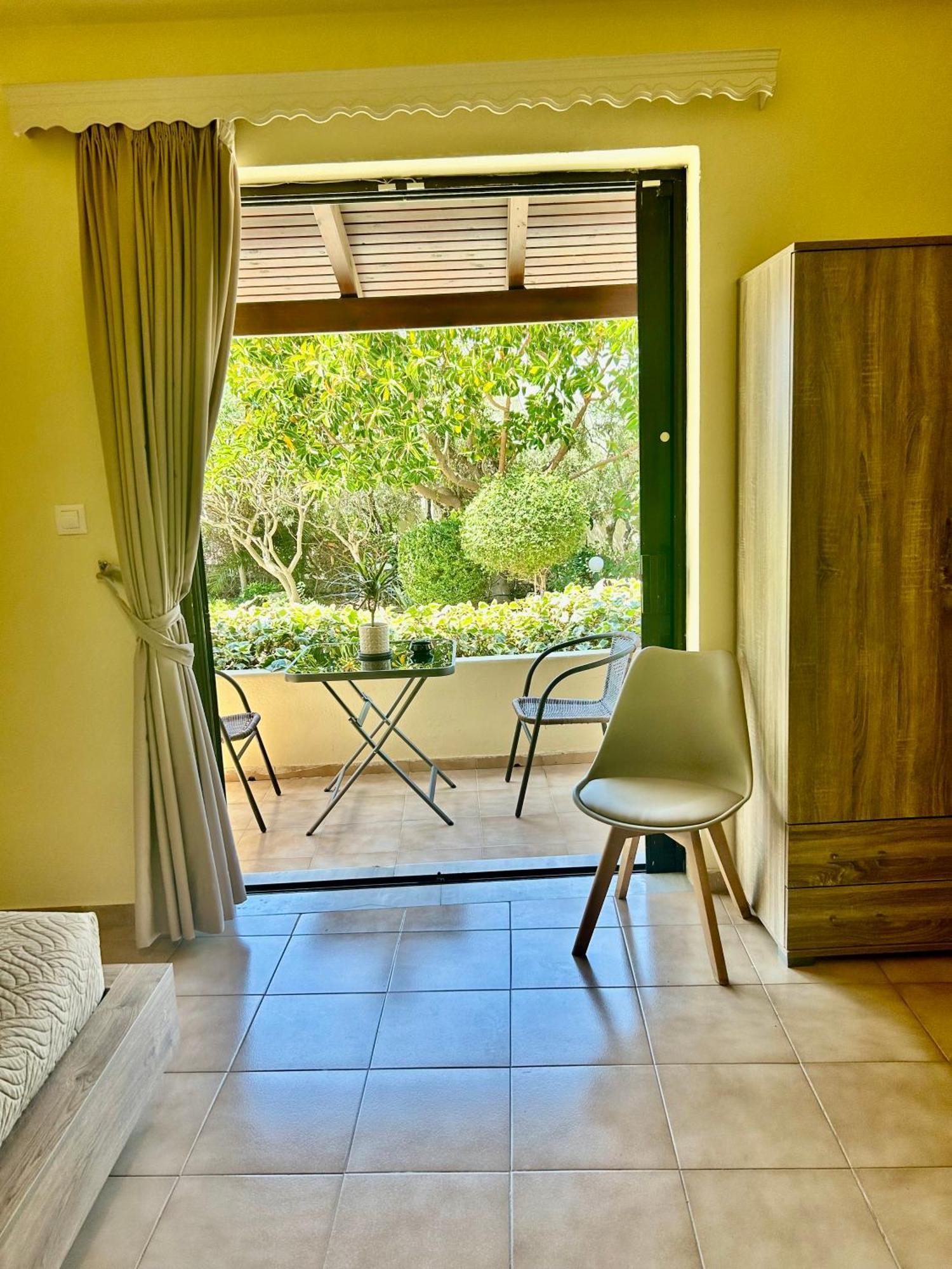 Esperia Inn Platanes (Rethymno)