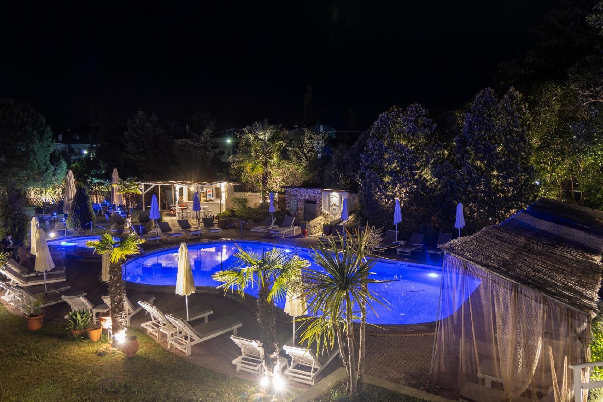 Hotel Jenny, Siviri