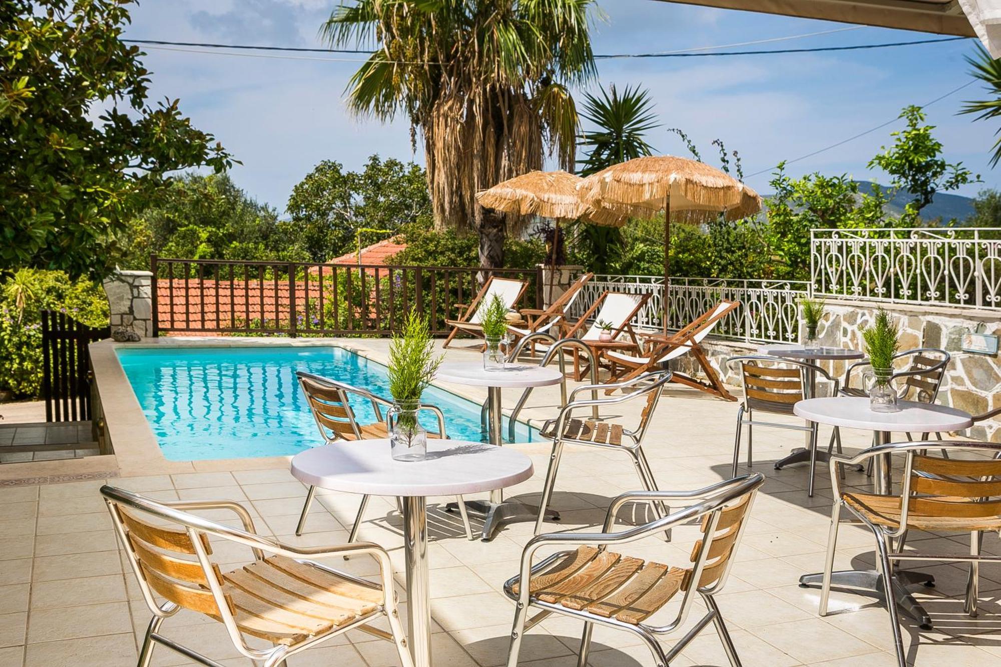 Oasis Complex Guest house *
