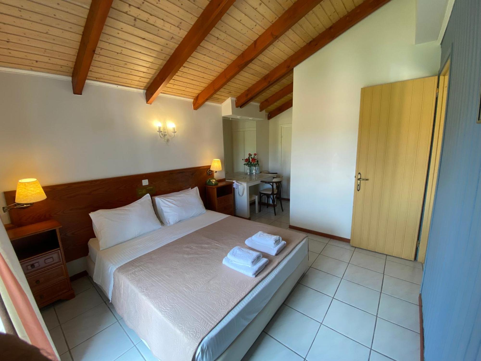 Hotel Sunrise Pesadha