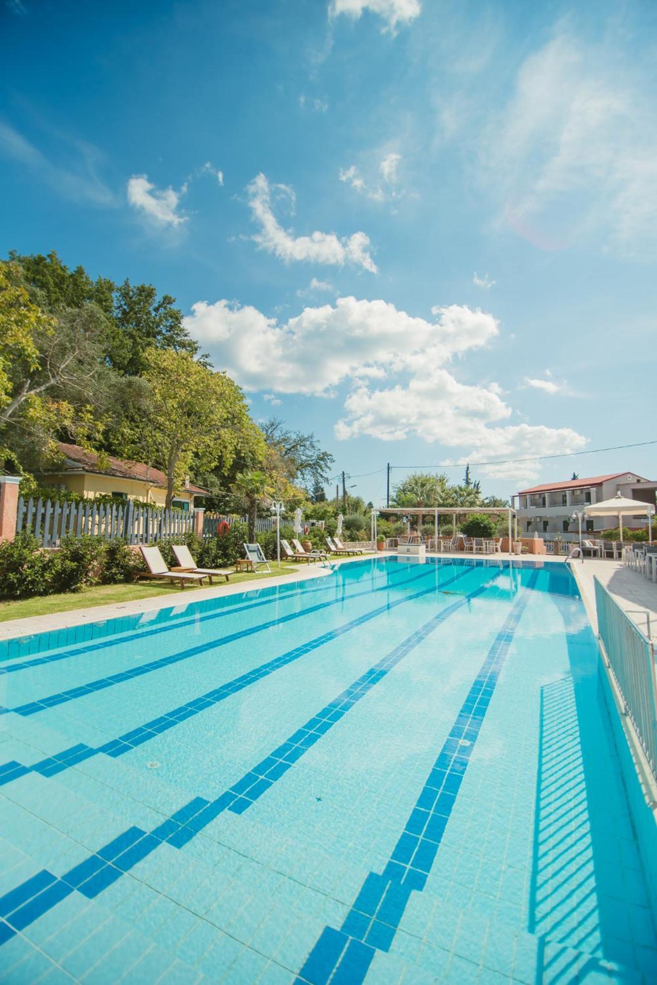 Aparthotel Dominoes Corfu Ipsos
